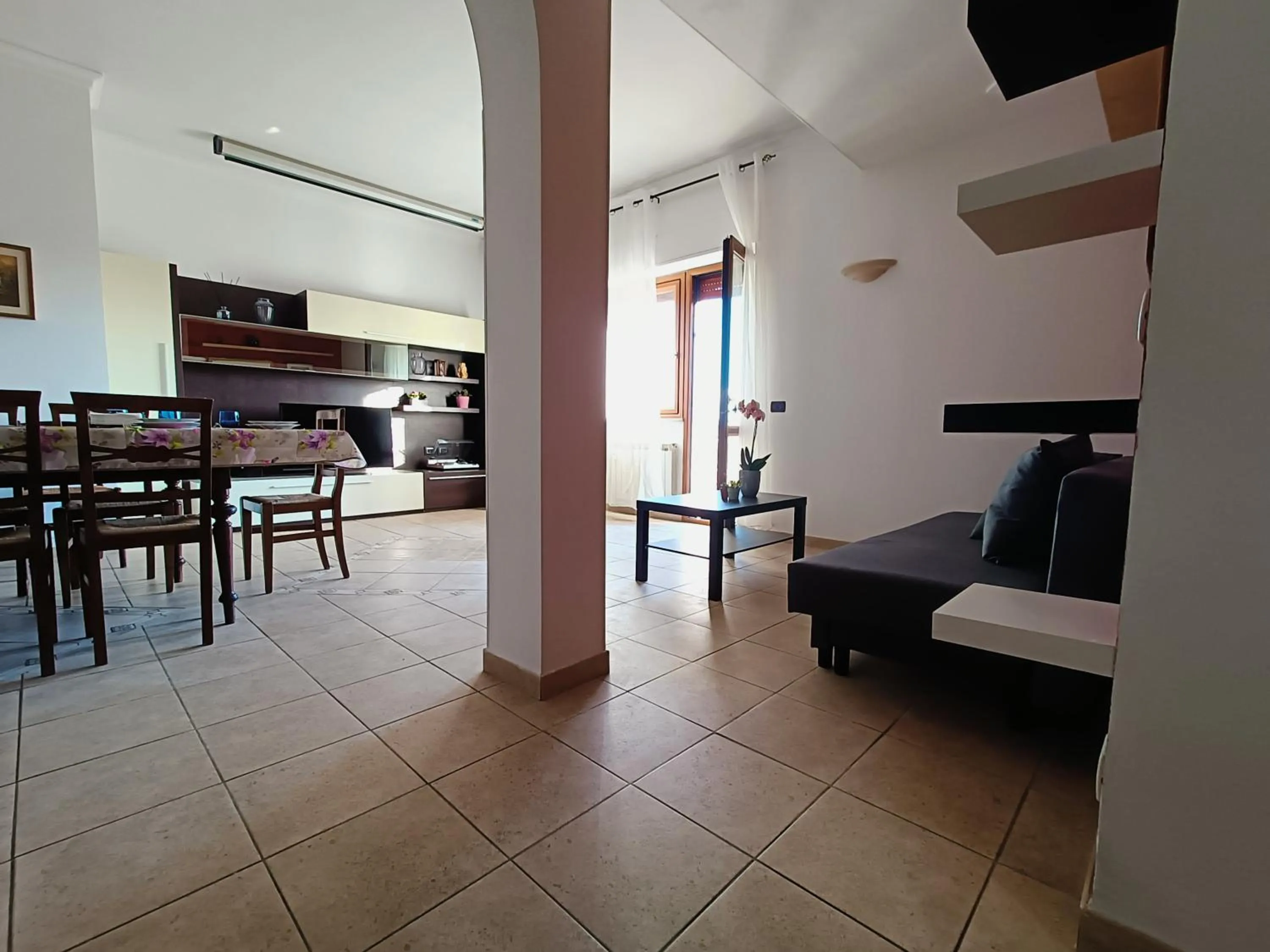 Living room in Avellini - Delightful and Spacious Apartment with terrace - near Metro A Cornelia