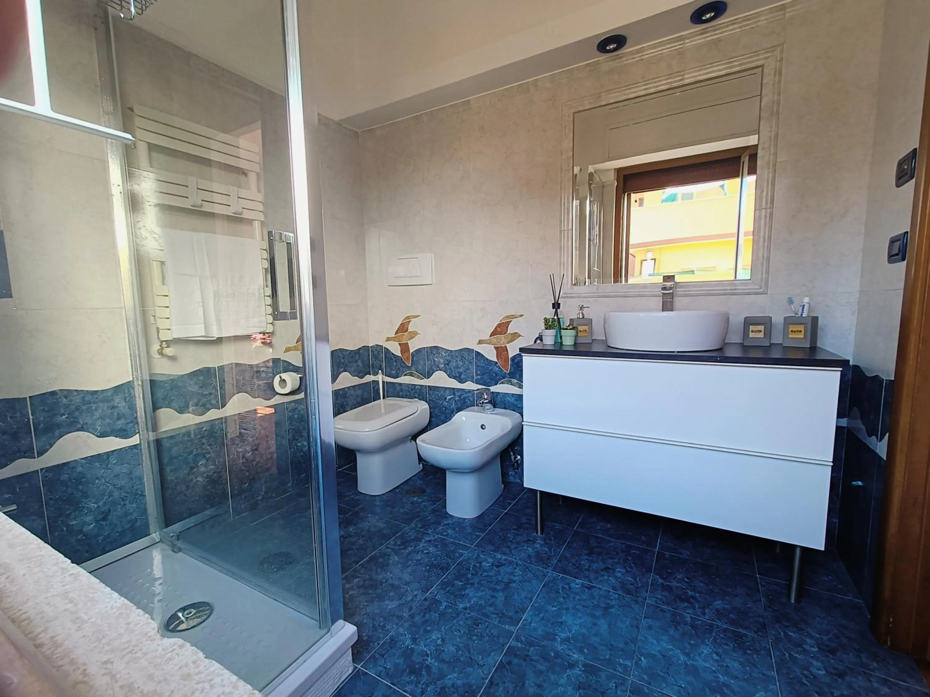 Avellini - Delightful and Spacious Apartment with terrace - near Metro A Cornelia