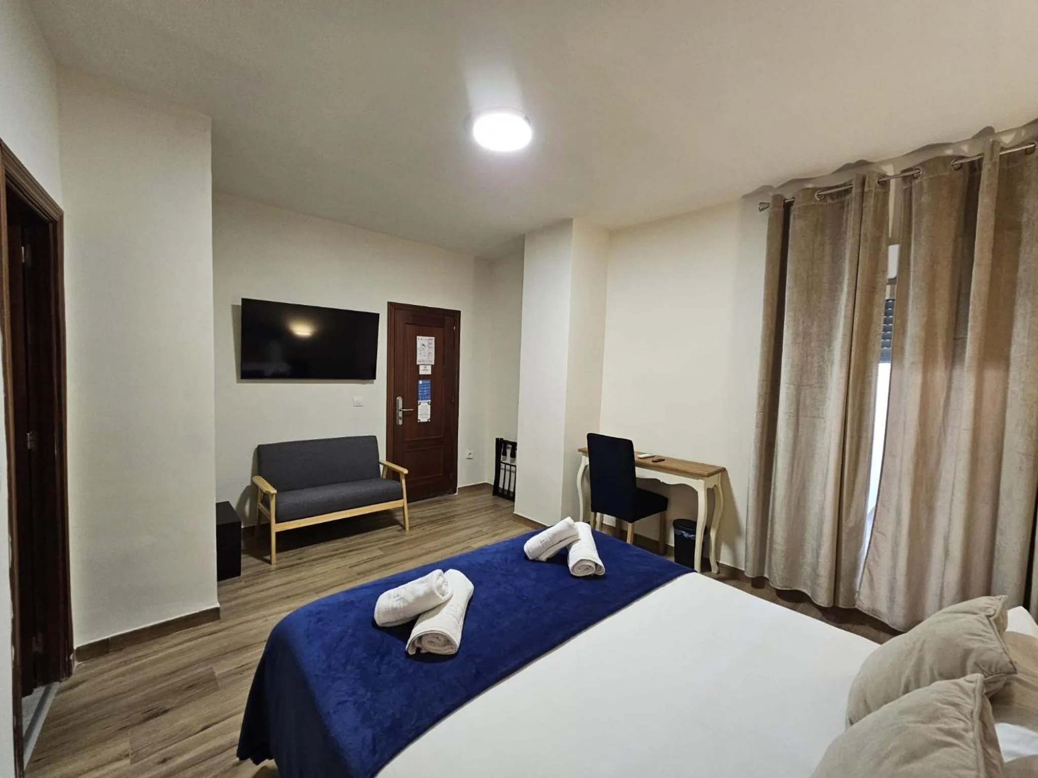 Photo of the whole room, Bed in Zaida Boutique Hotel