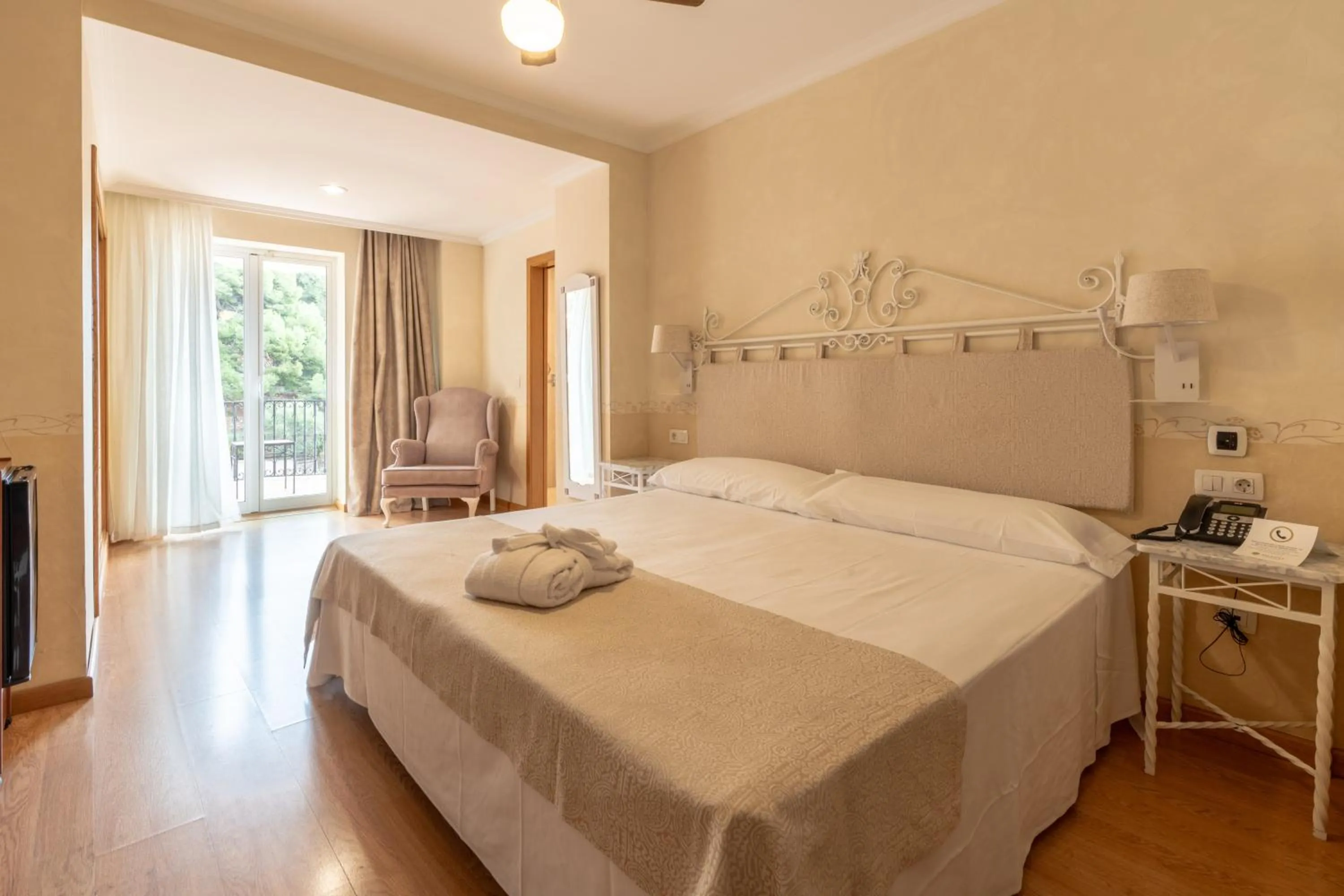 Bed in PALASIET Wellness Clinic&Thalasso 4 SUP