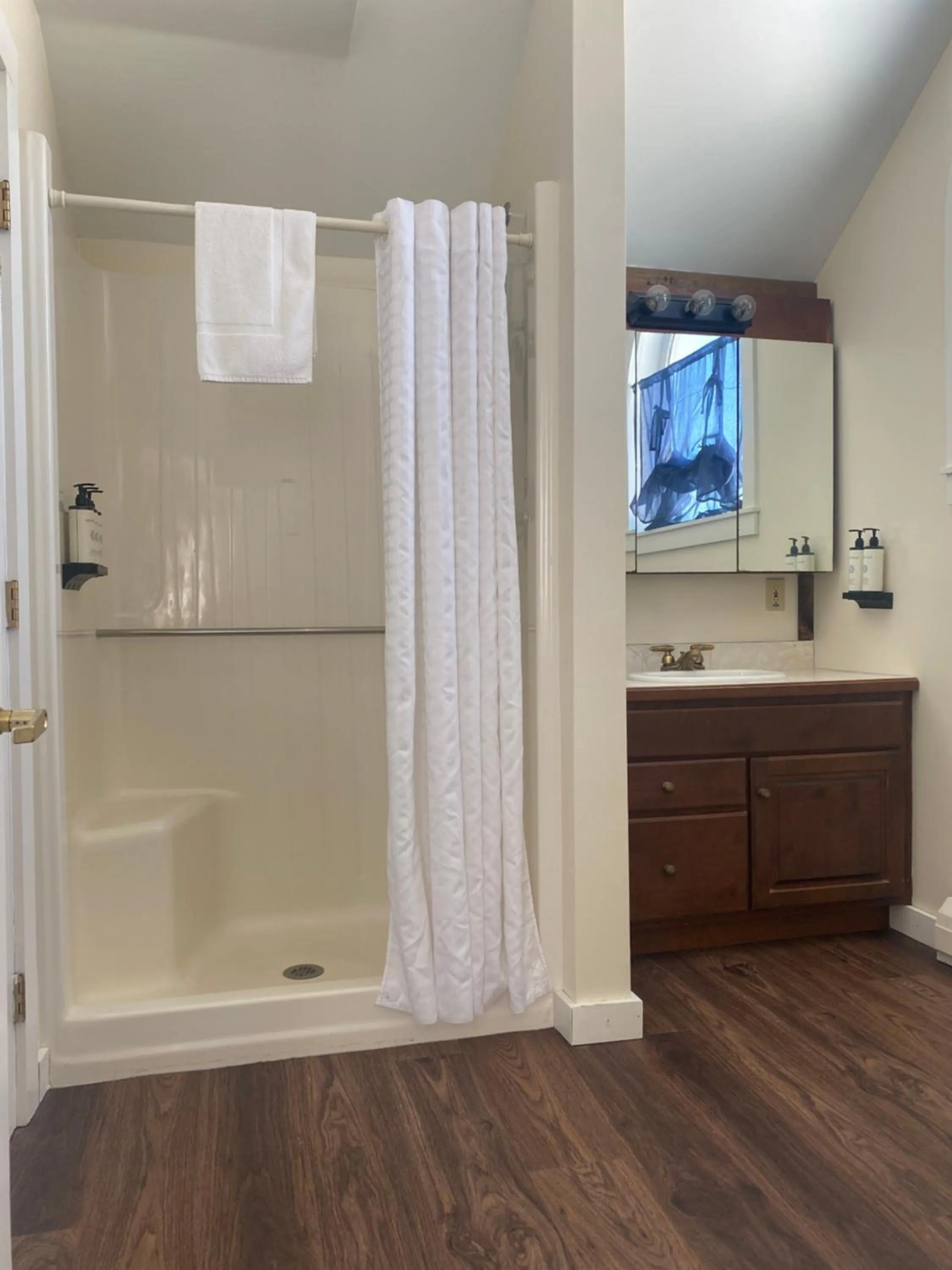 Bathroom in The Wildflower Inn