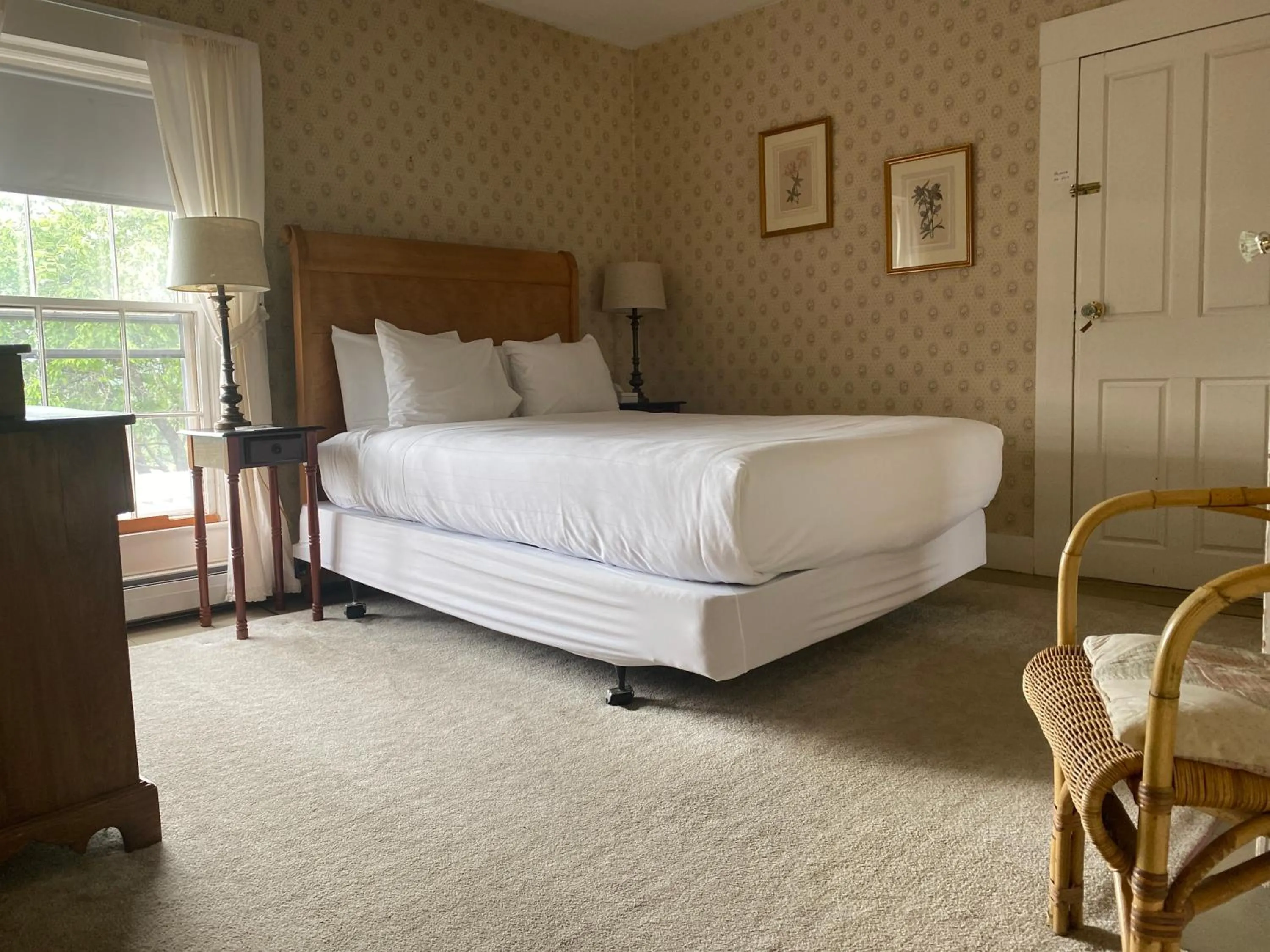 Bedroom, Bed in The Wildflower Inn