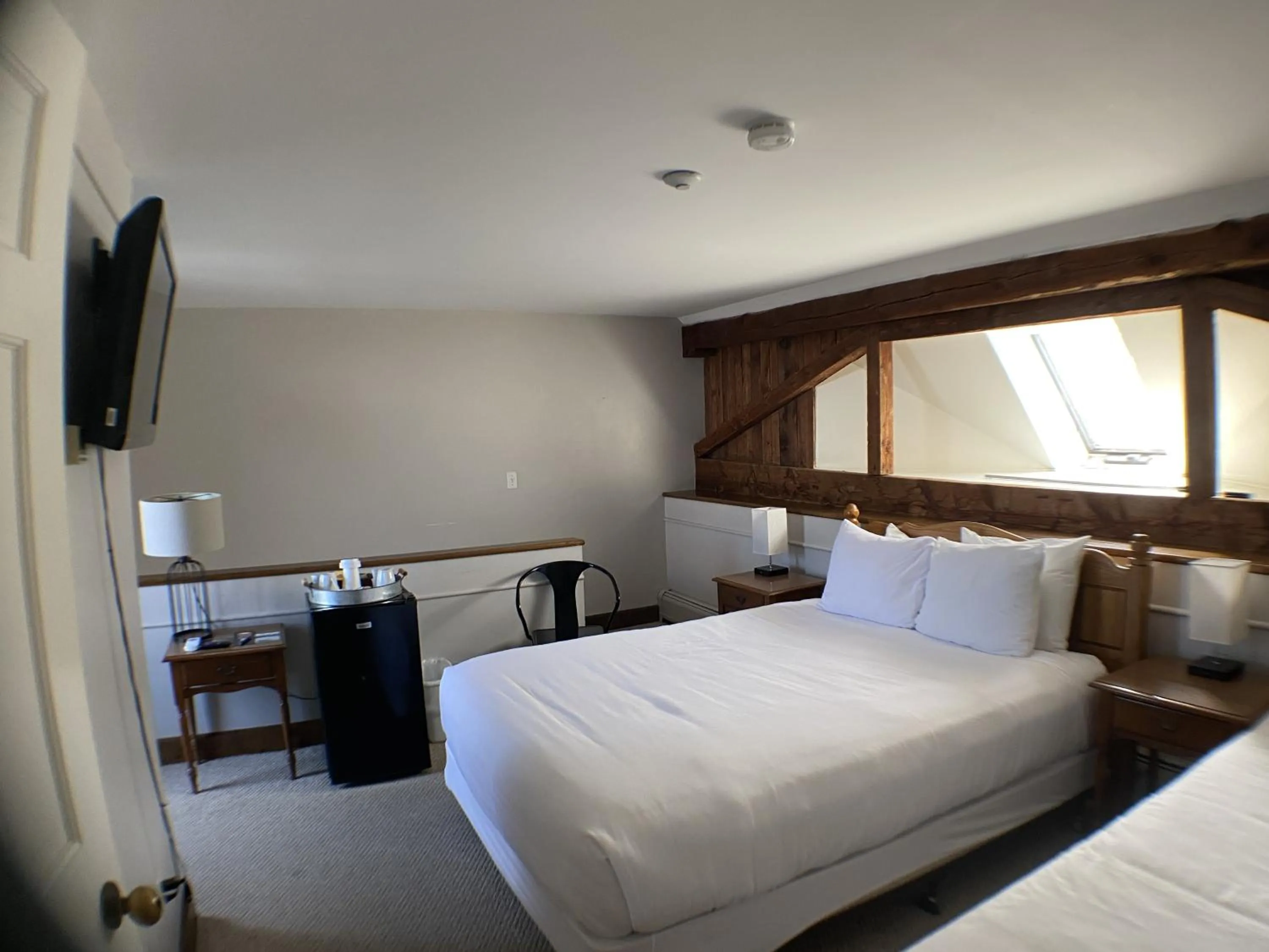 Bedroom, Bed in The Wildflower Inn