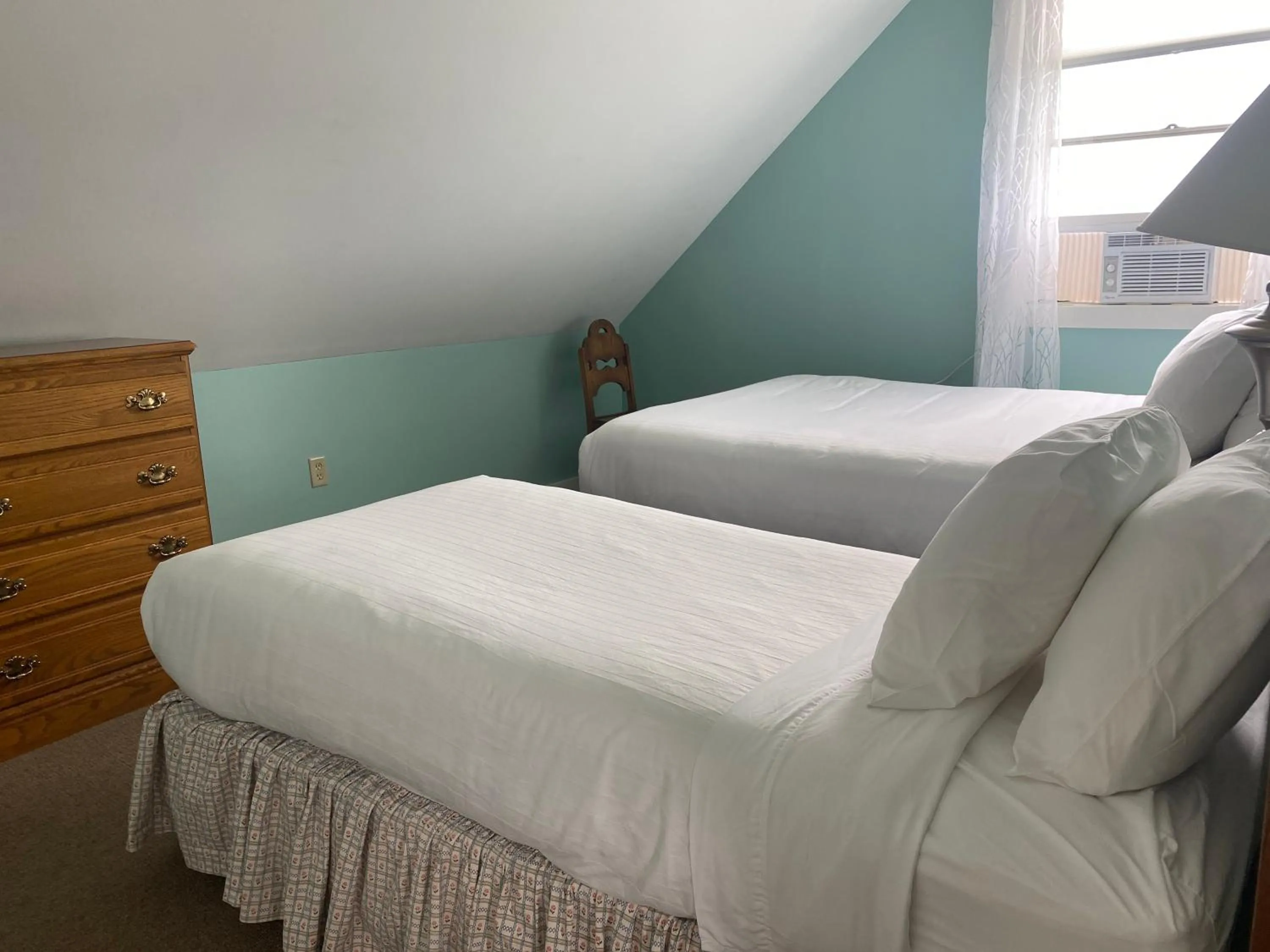 Bedroom, Bed in The Wildflower Inn