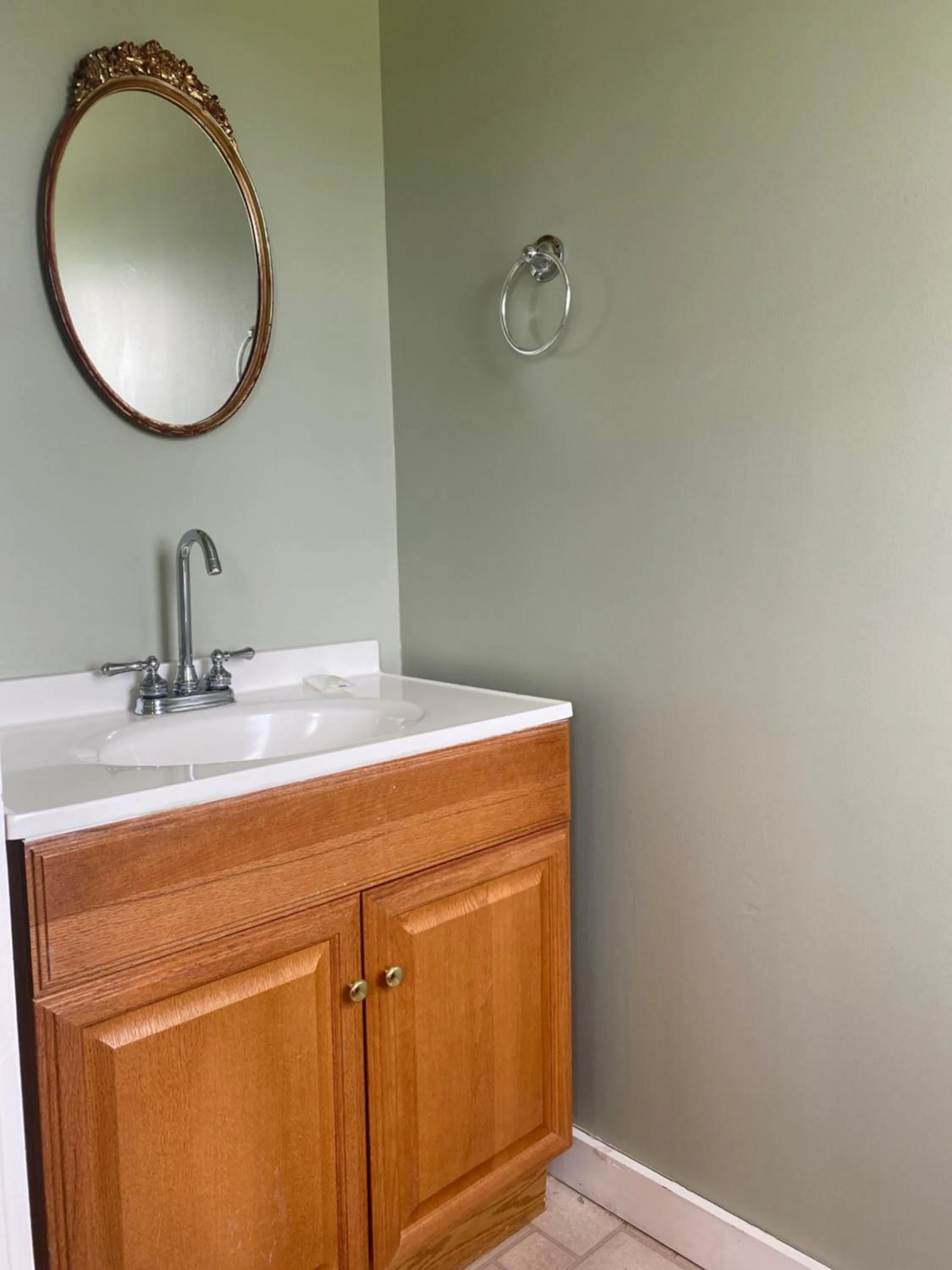 Bathroom in The Wildflower Inn