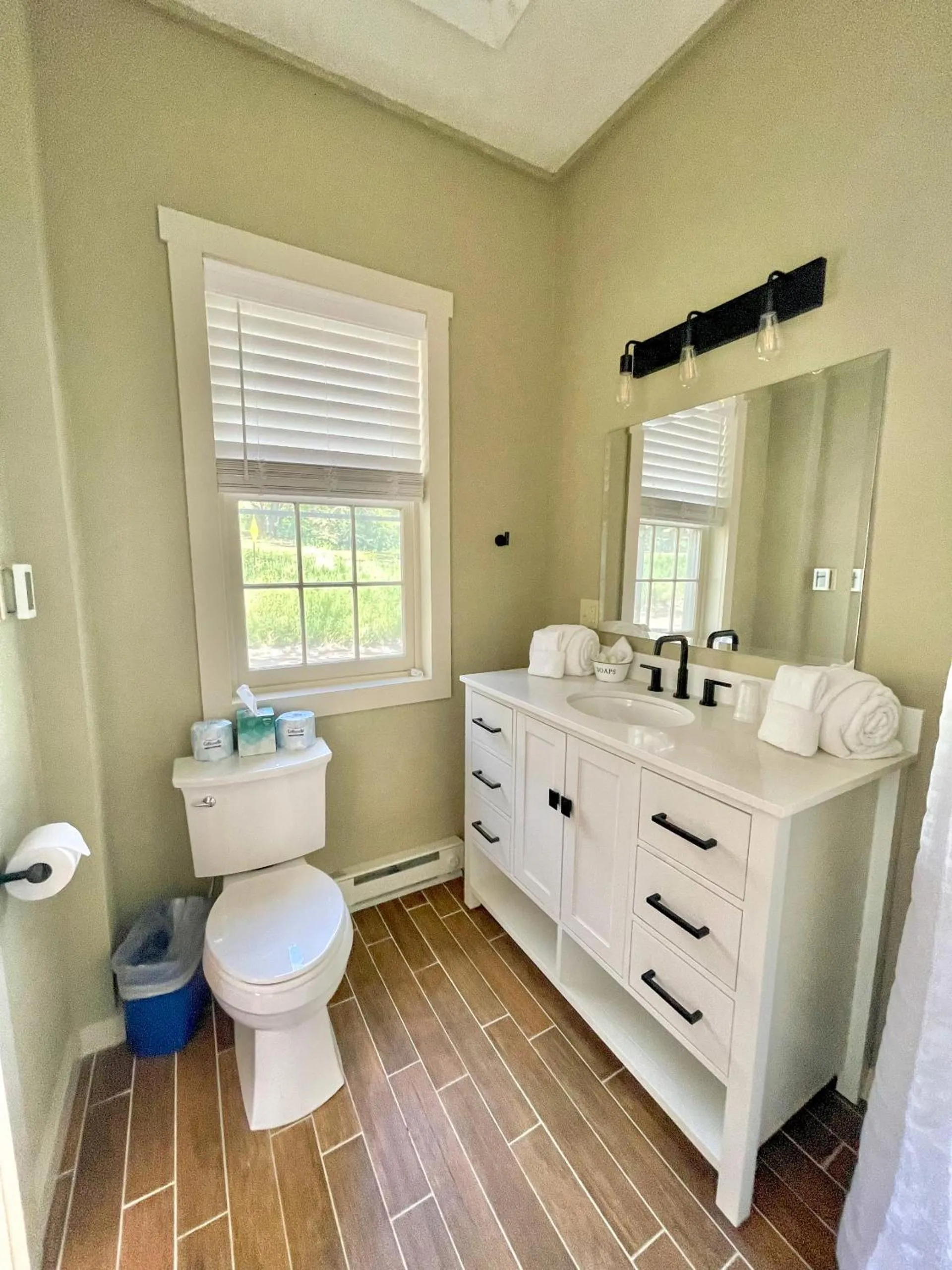 Bathroom in The Wildflower Inn