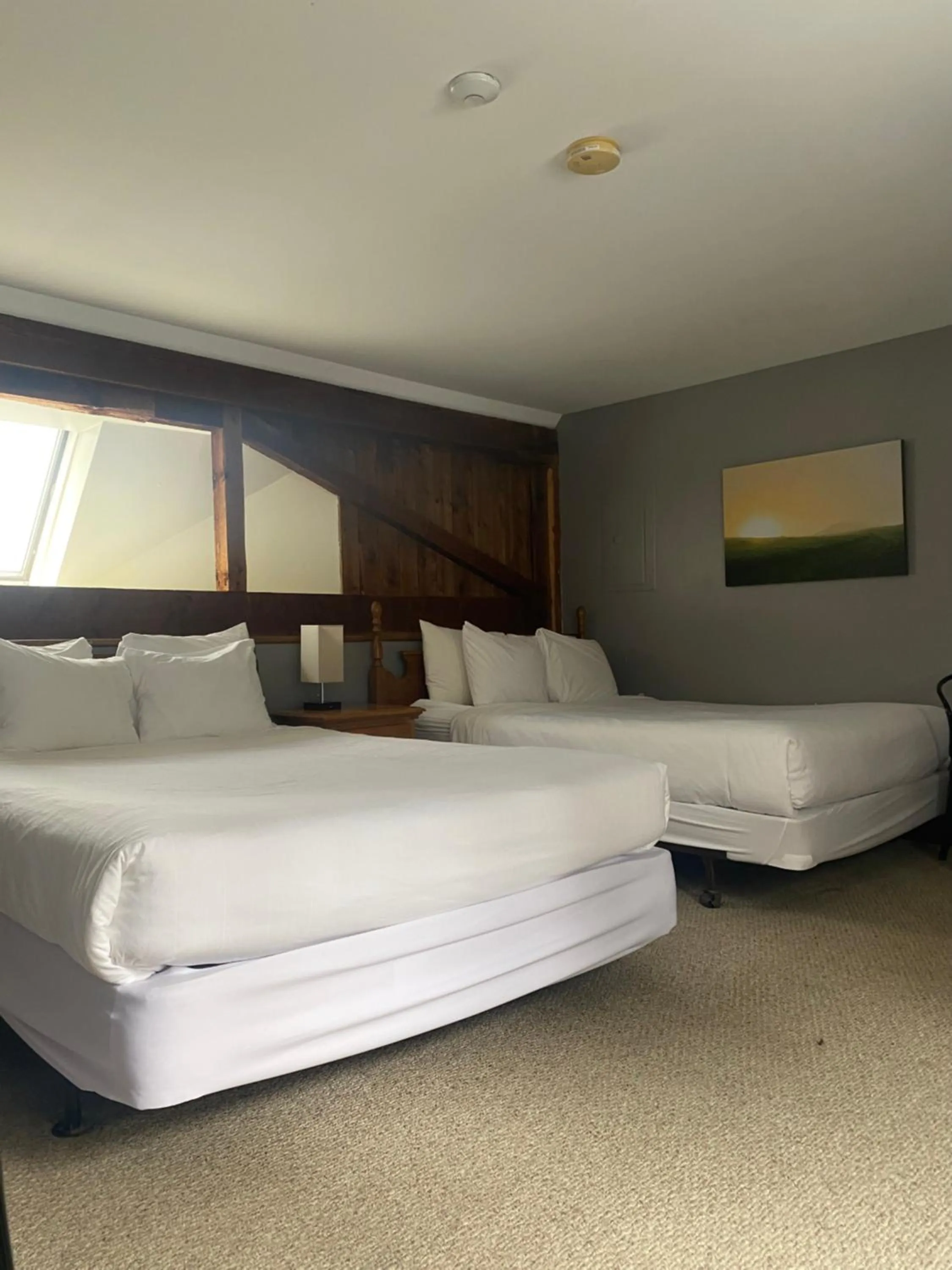 Bedroom, Bed in The Wildflower Inn