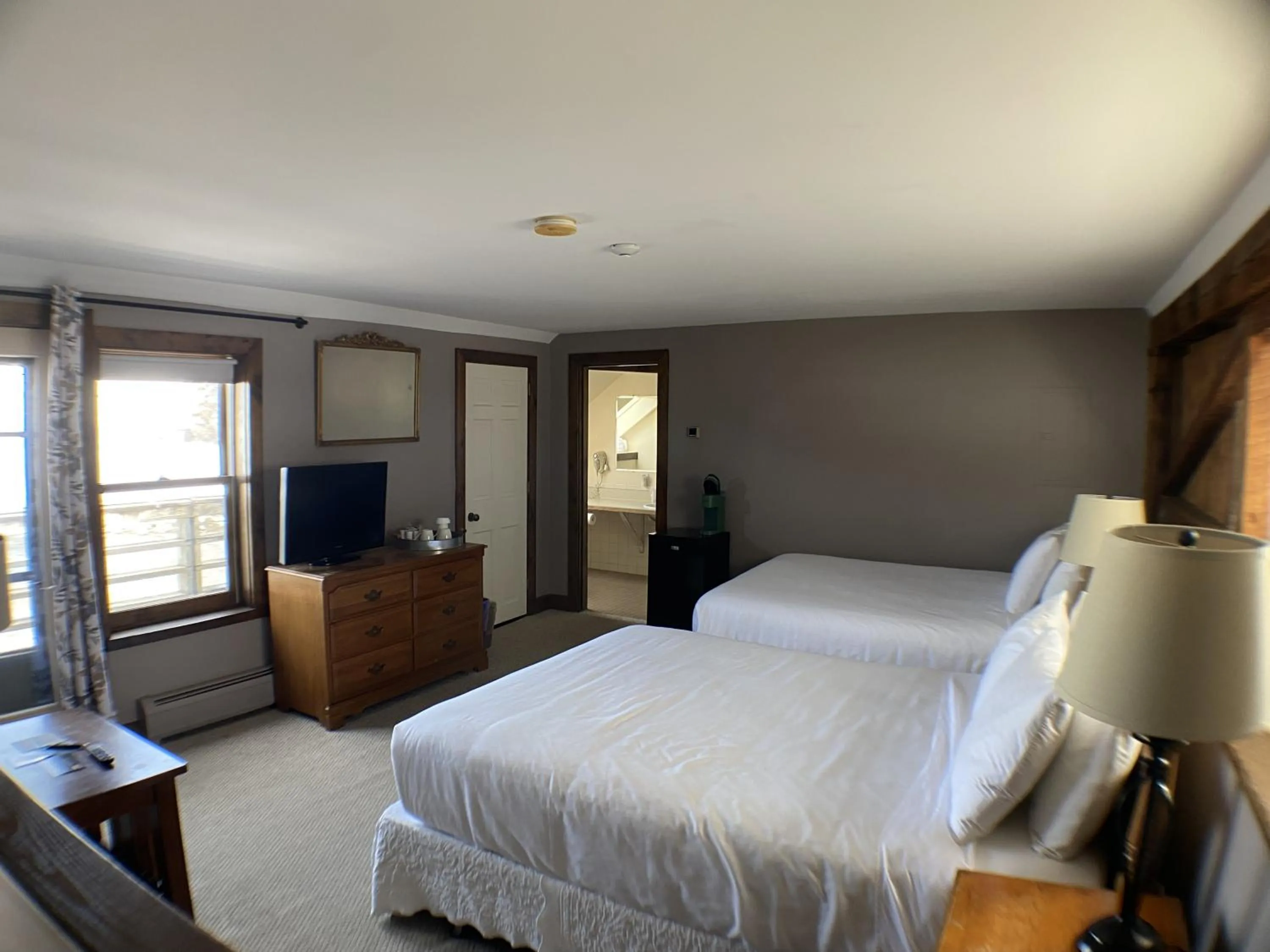 Bedroom, Bed in The Wildflower Inn