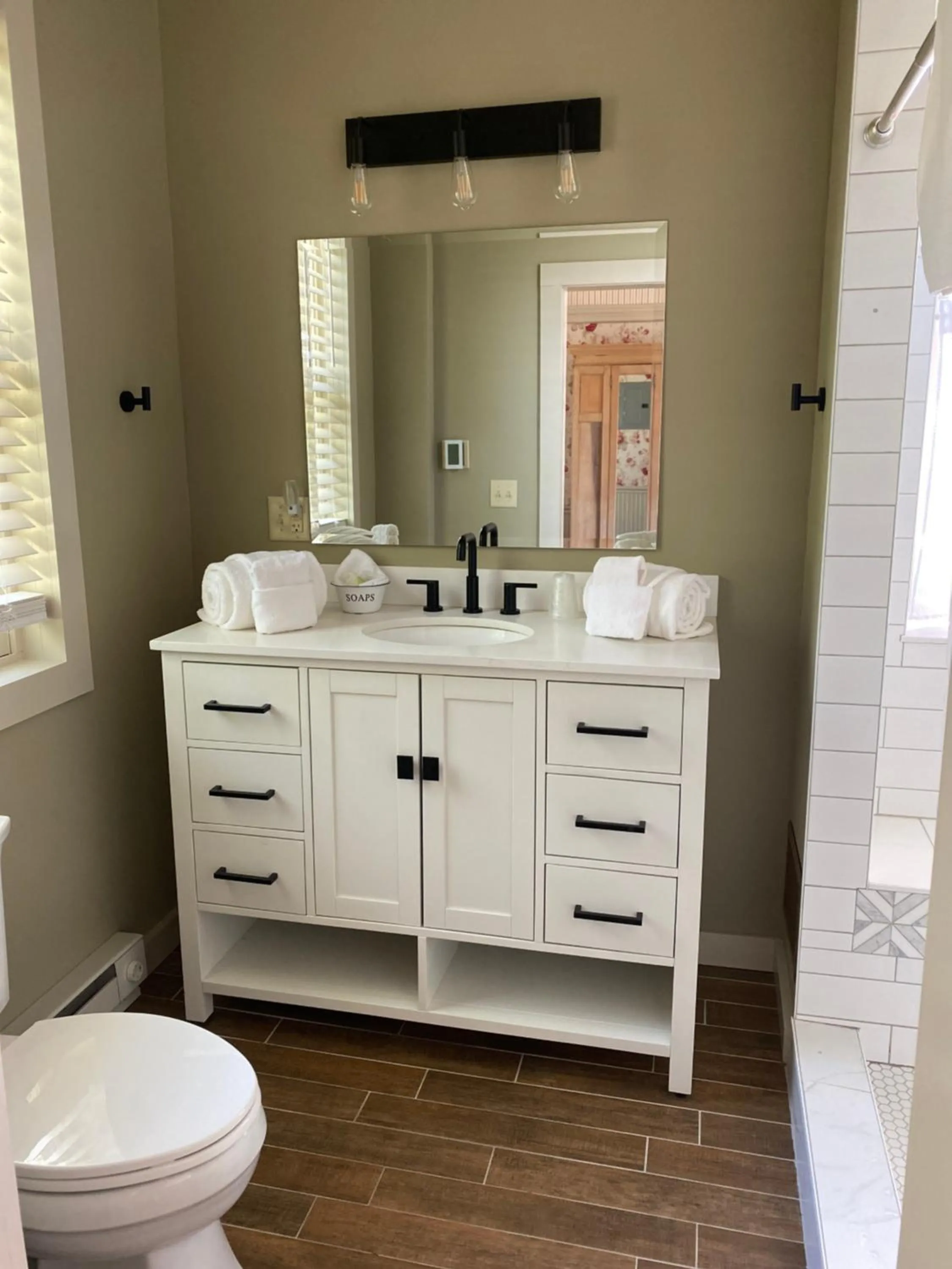 Bathroom in The Wildflower Inn