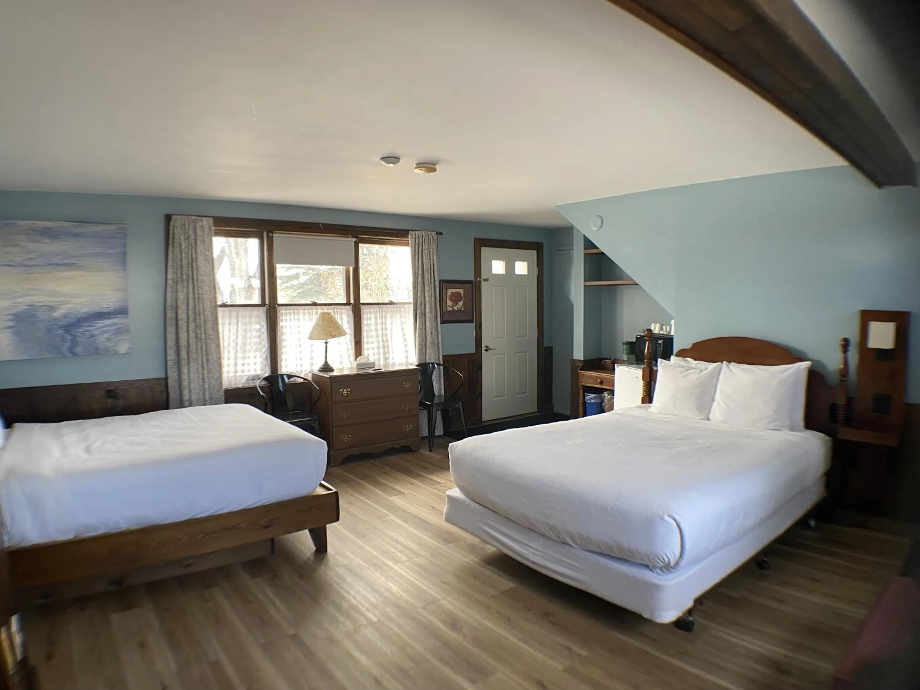 Bedroom, Bed in The Wildflower Inn