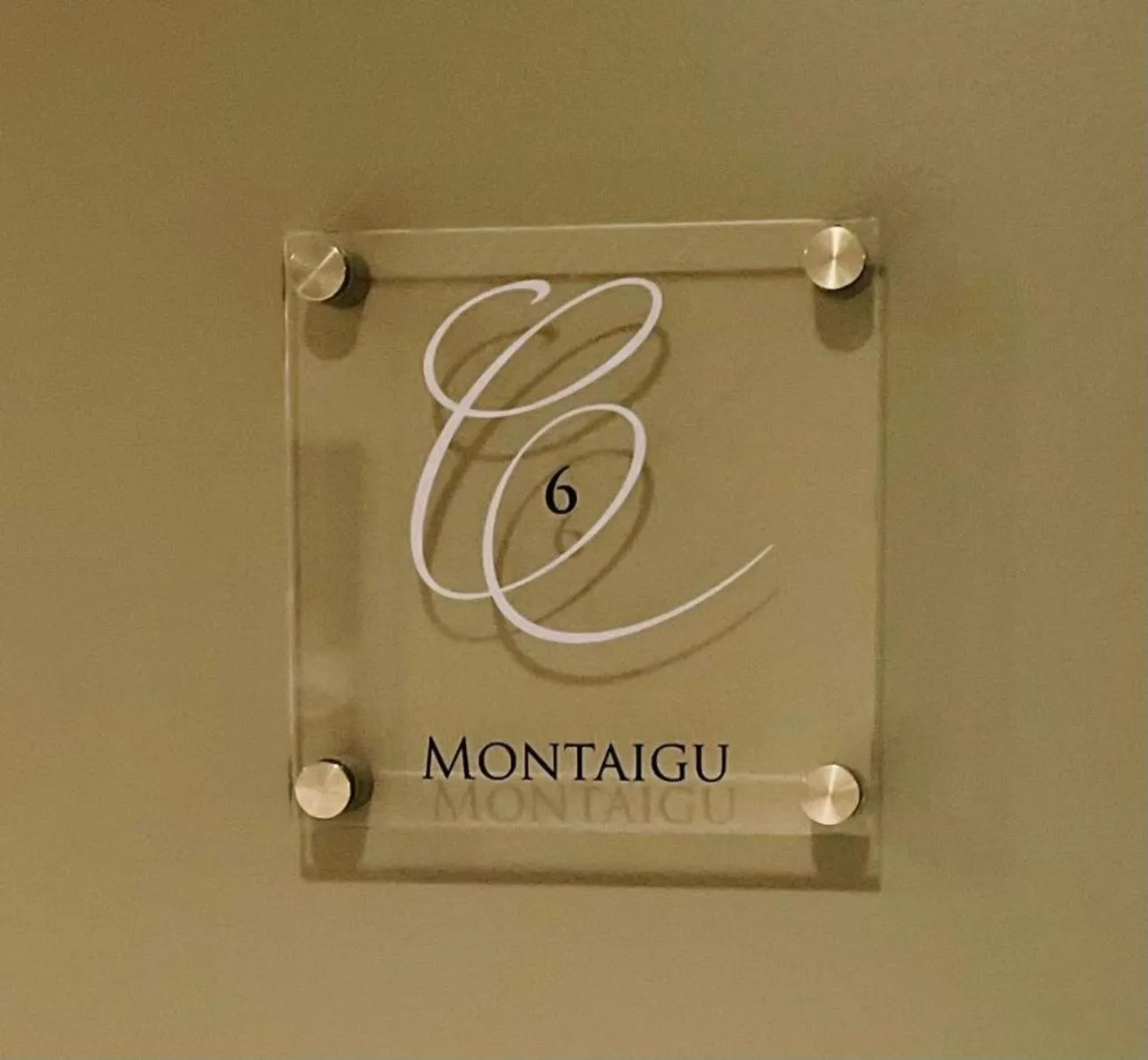 Bedroom in Au Coeur Des Bulles