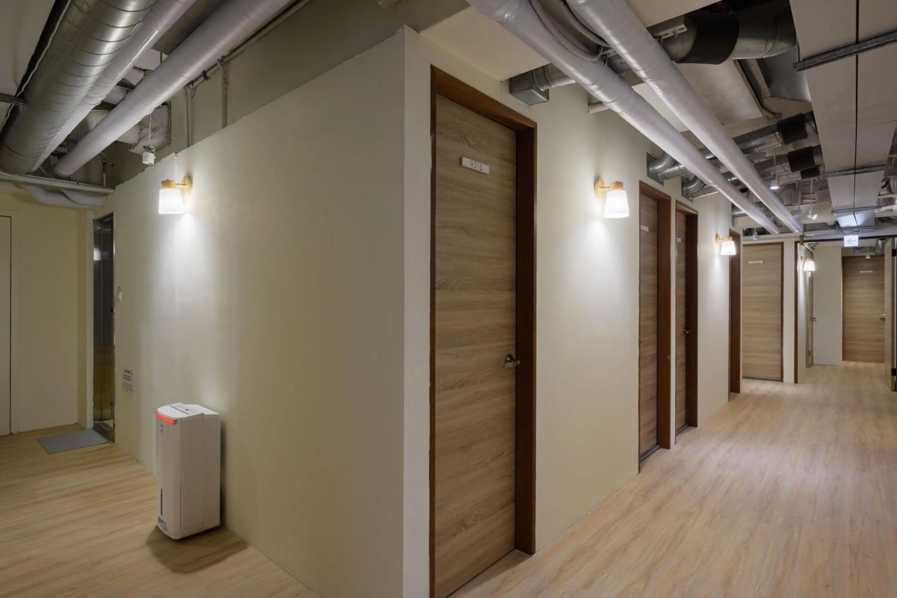 Work Inn 101 慕誠青年旅館