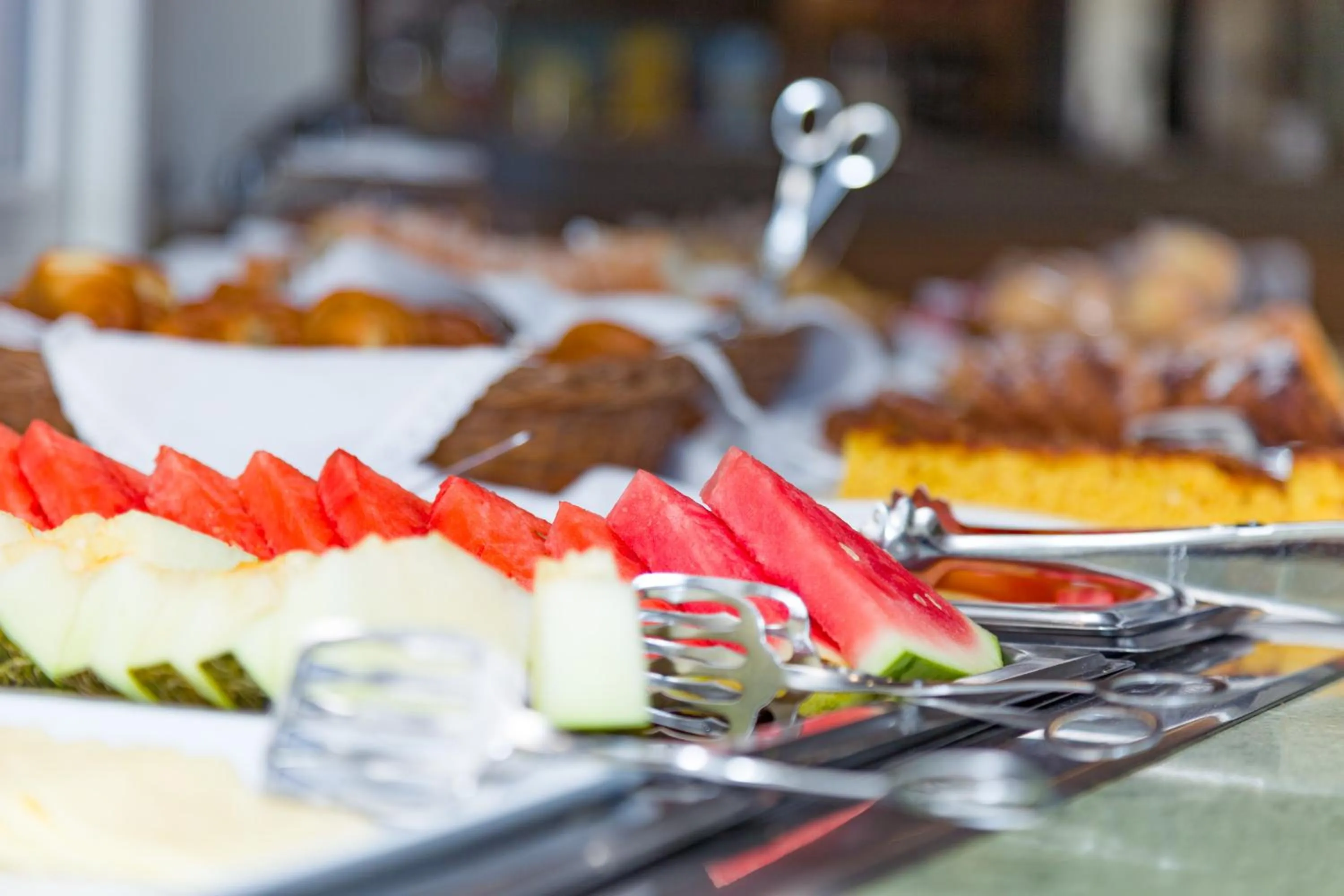 Buffet breakfast in Hotel Spa Bosque Mar