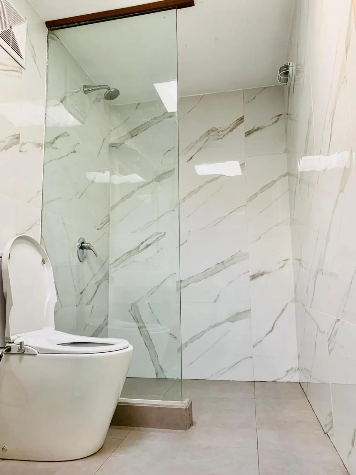 Shower in Oasis Villas