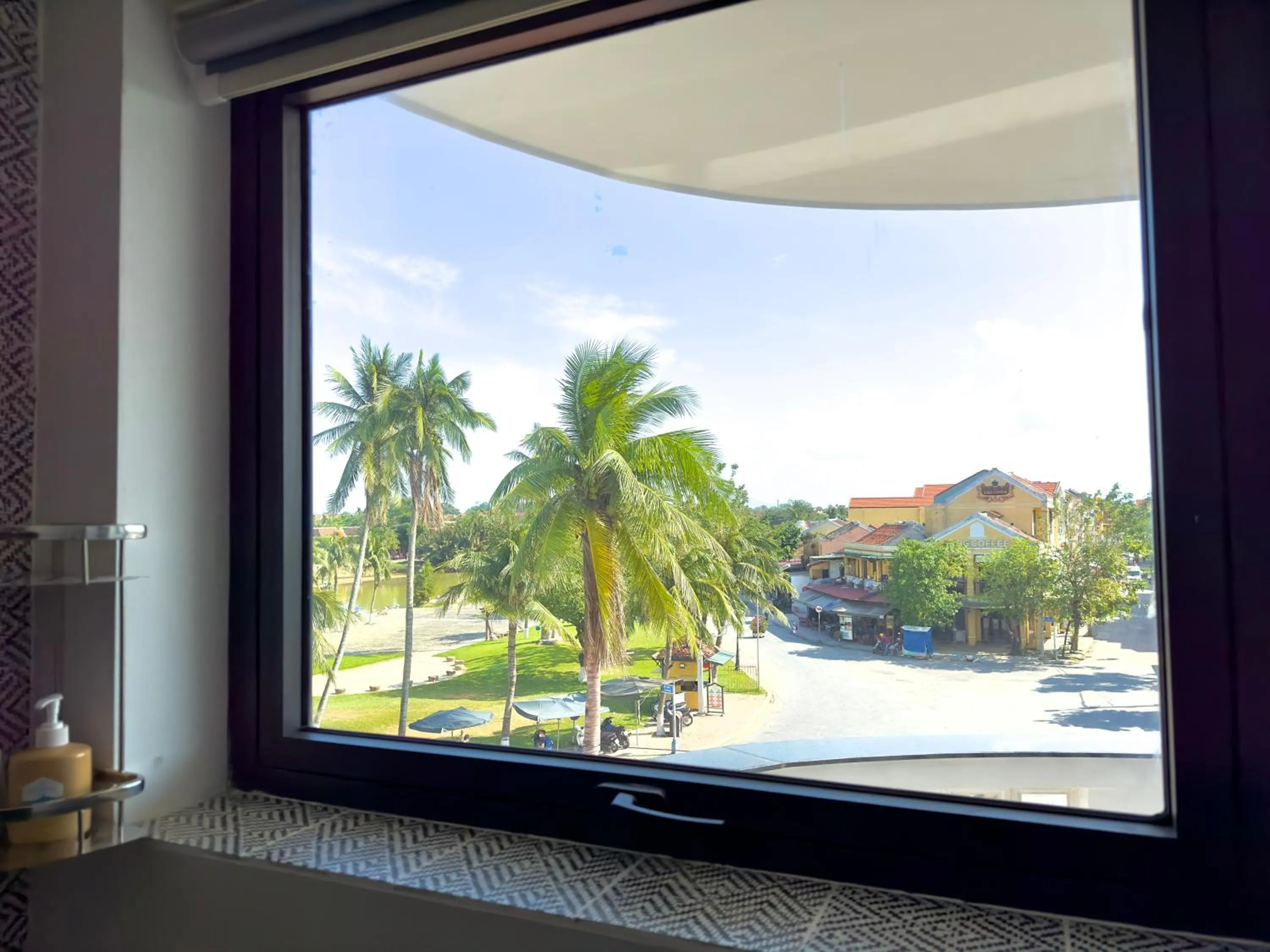 Shower in The Present River Villa Hoi An