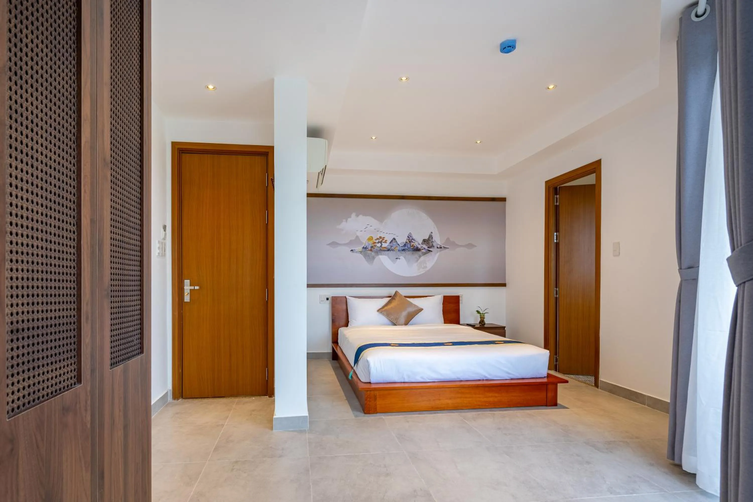 Bed in The Present River Villa Hoi An