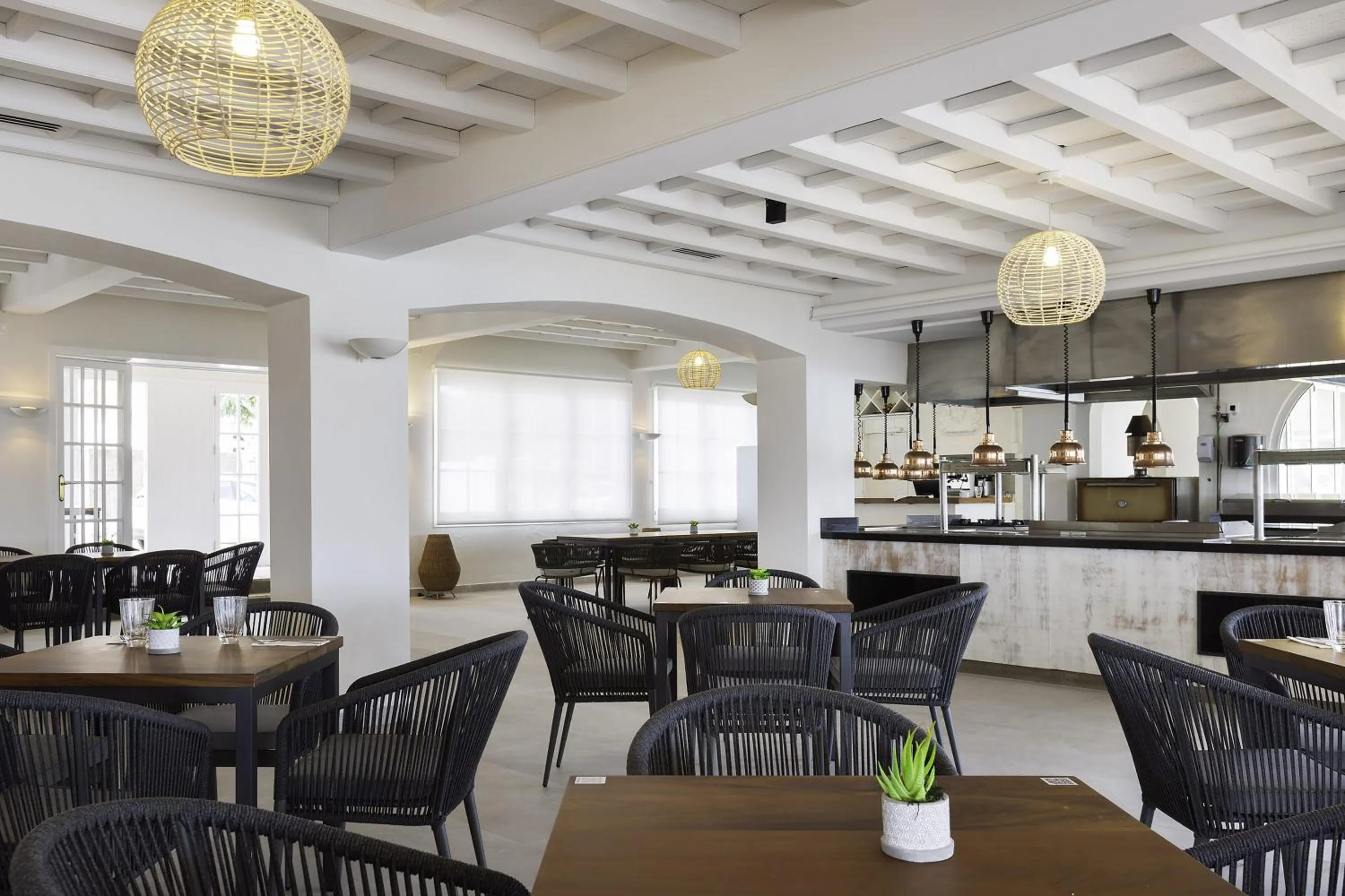 Restaurant/places to eat in AluaSoul Menorca - Adults Only