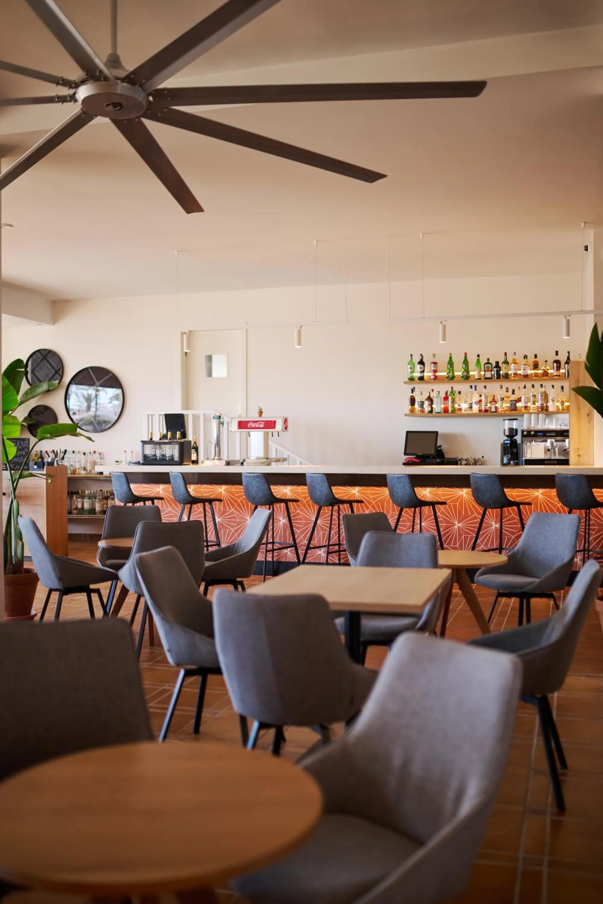 Lounge or bar in AluaSoul Menorca - Adults Only