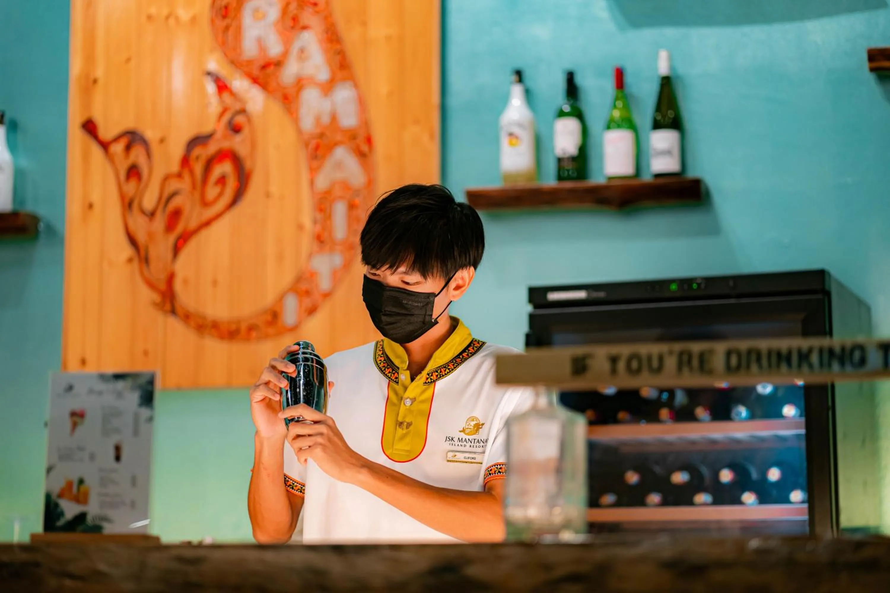 Restaurant/places to eat in JSK Mantanani Island Resorts