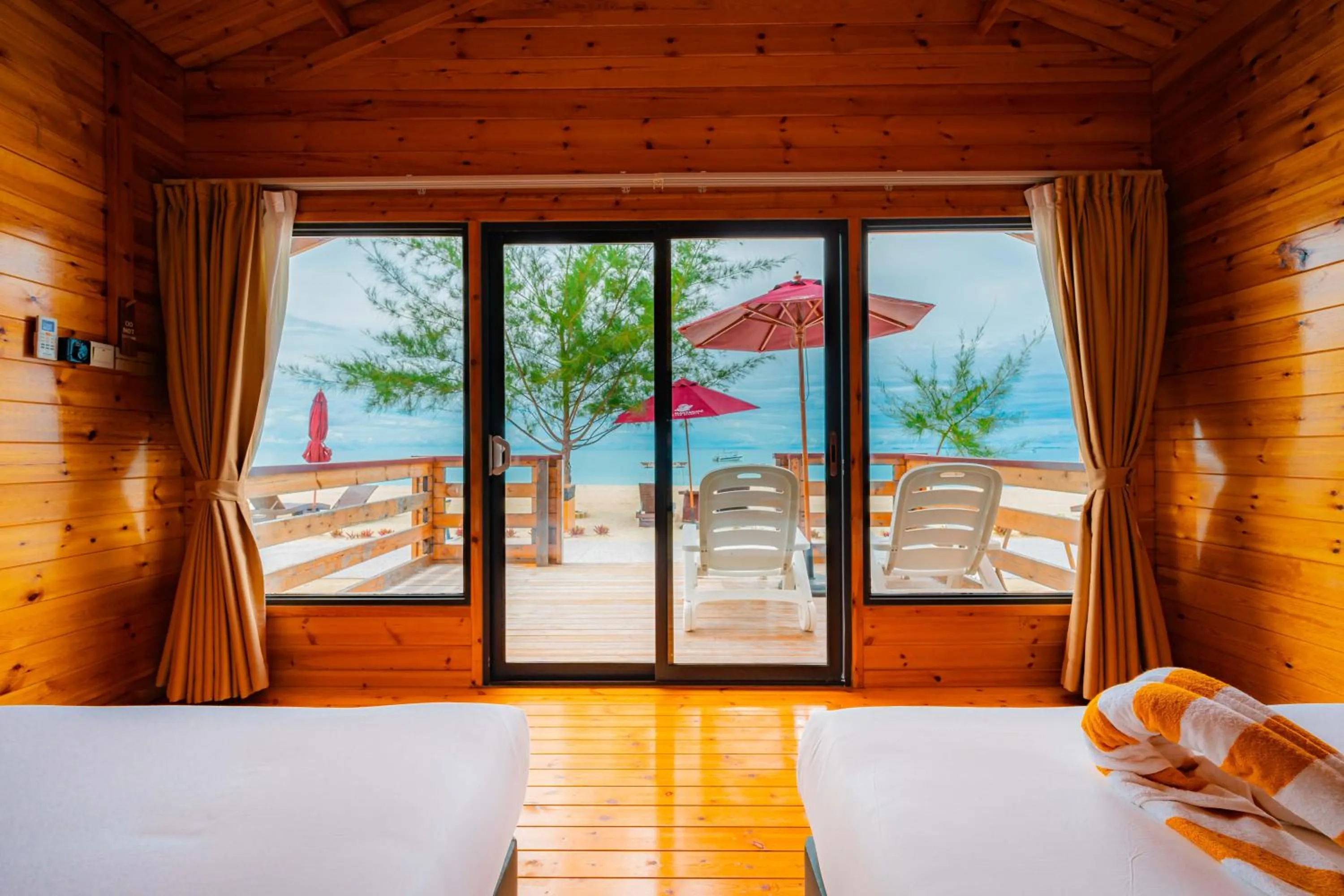Balcony/Terrace, Bed in JSK Mantanani Island Resorts