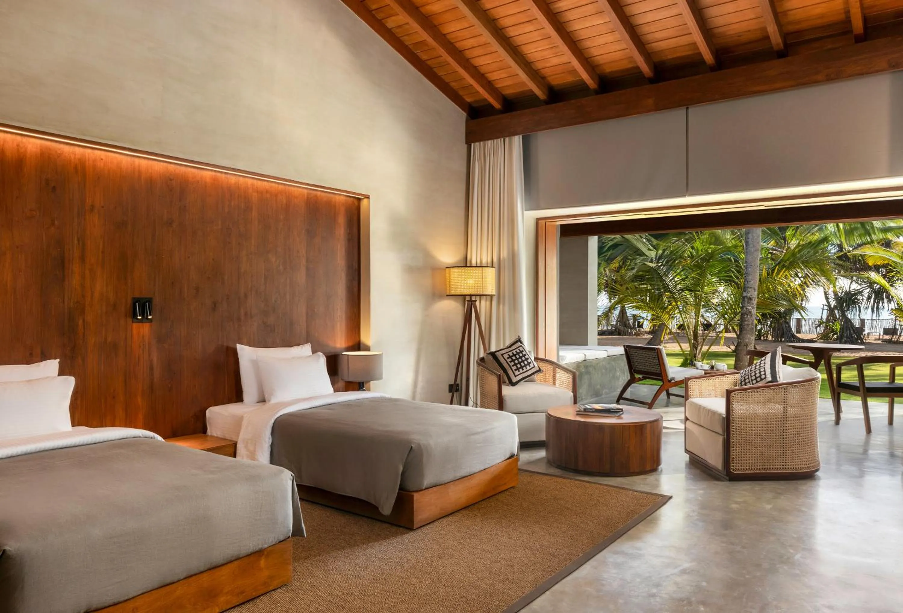 Seating area, Bed in Villa Thamburu, Bentota