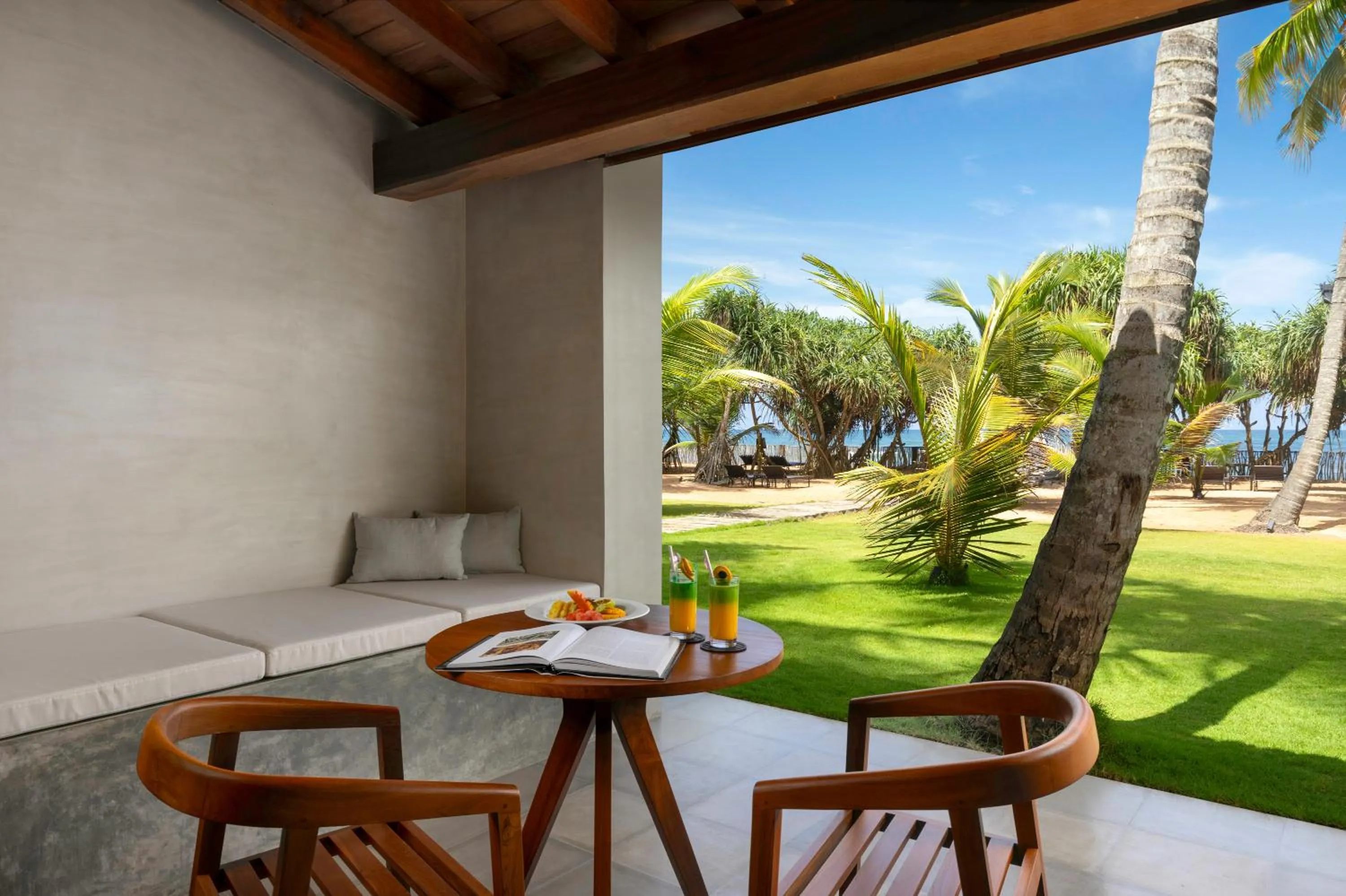 Garden in Villa Thamburu, Bentota