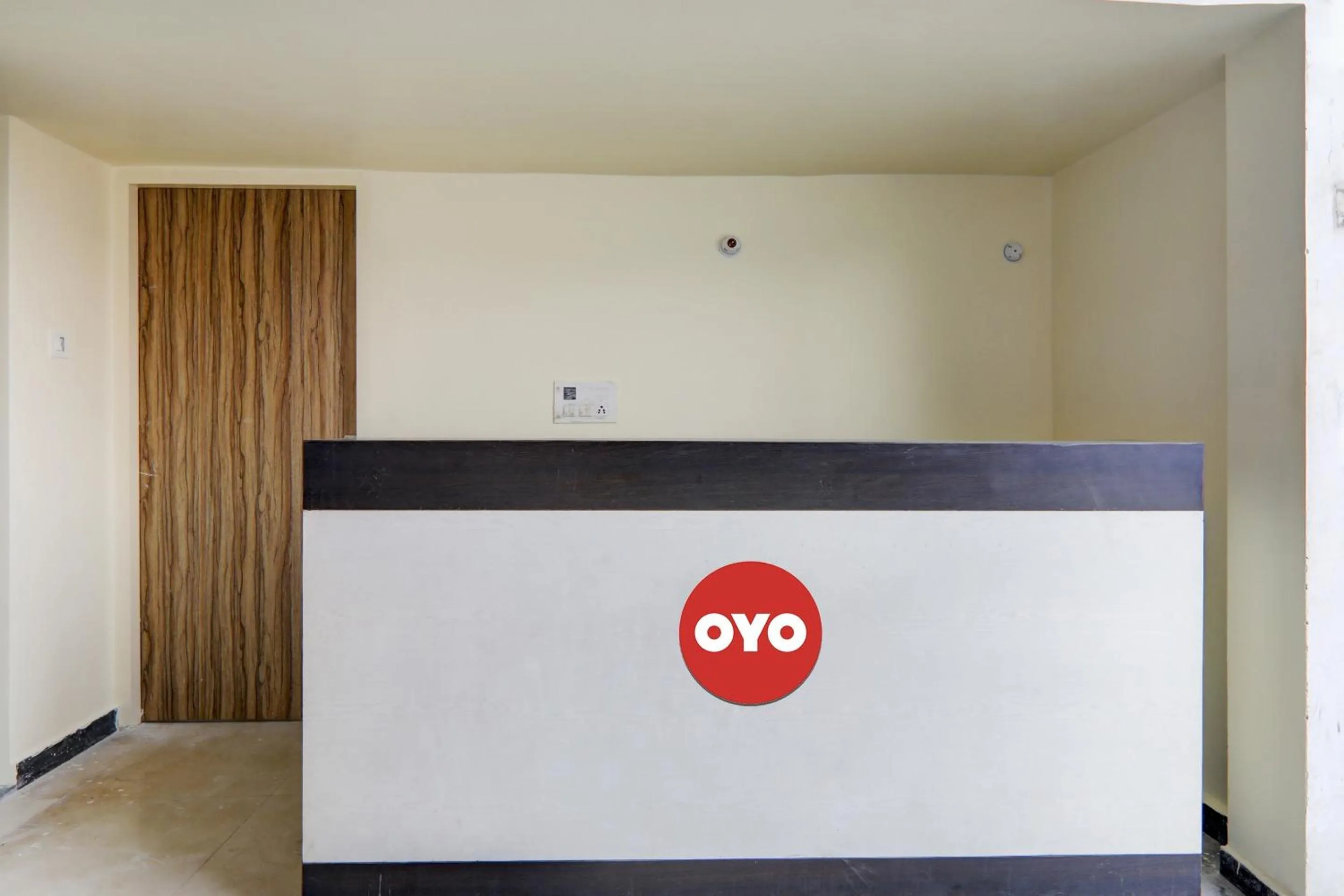 Lobby or reception in Hotel O SRV Palace