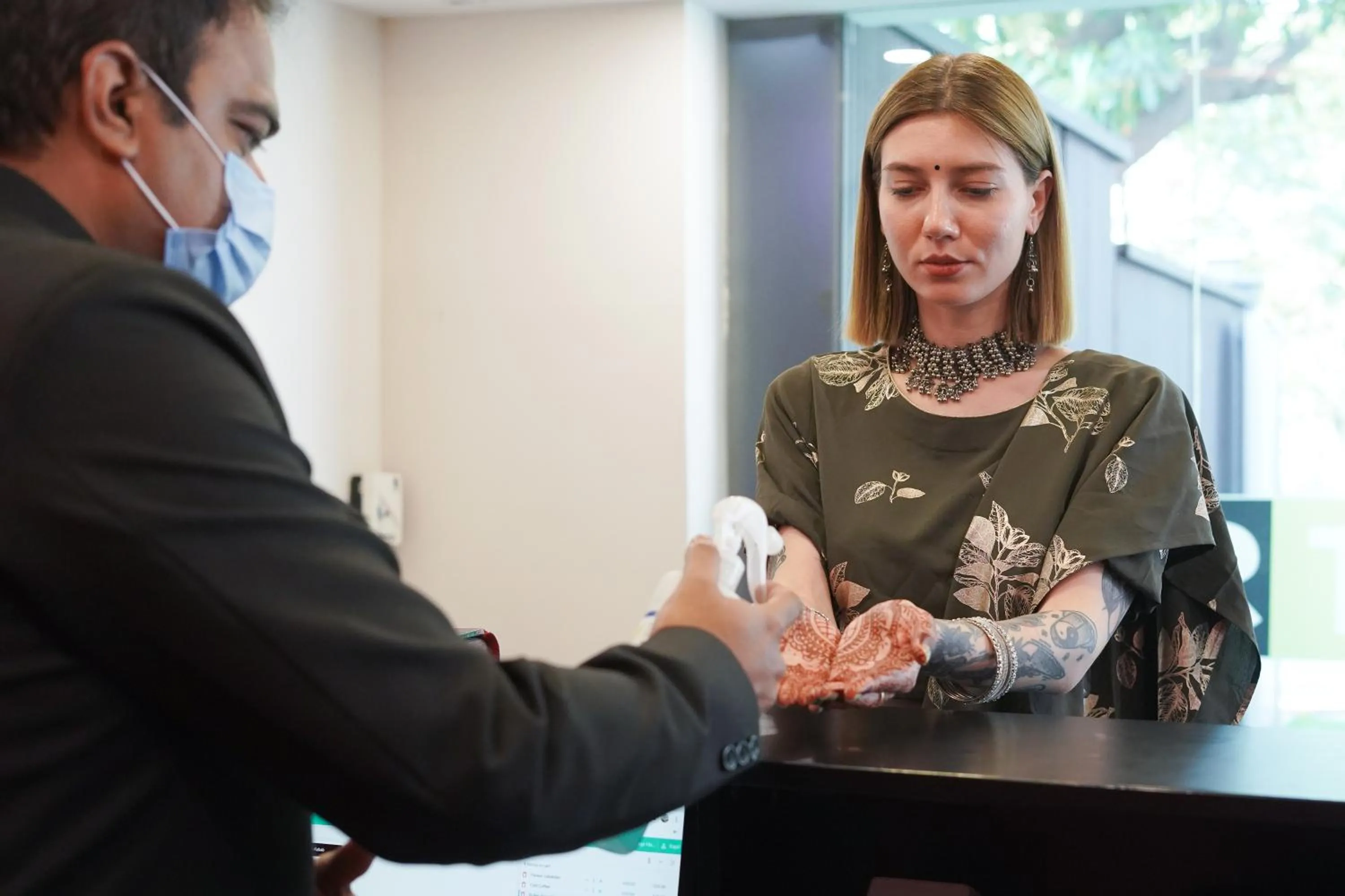 People in Saltstayz Select - Huda City Center