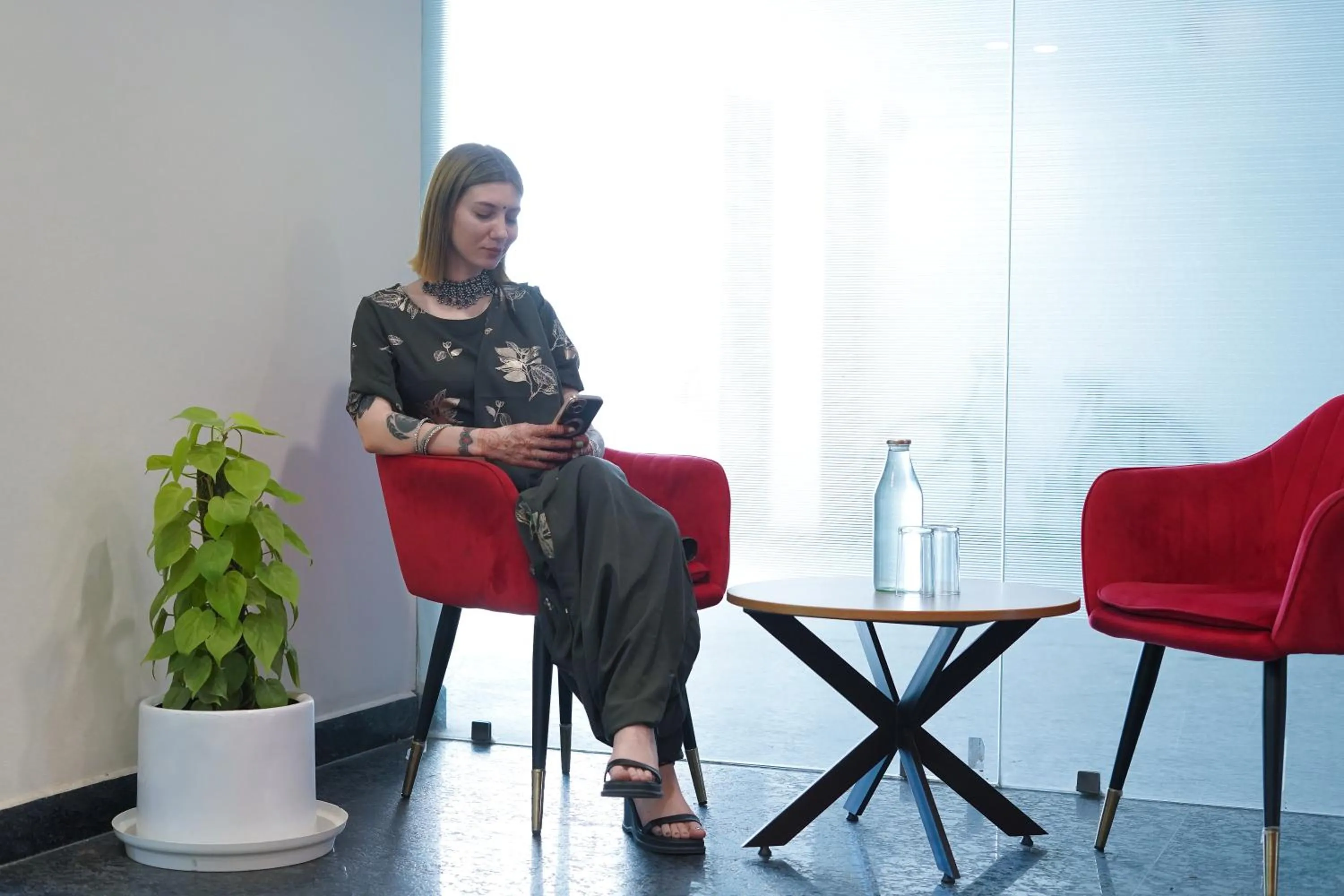 People in Saltstayz Select - Huda City Center