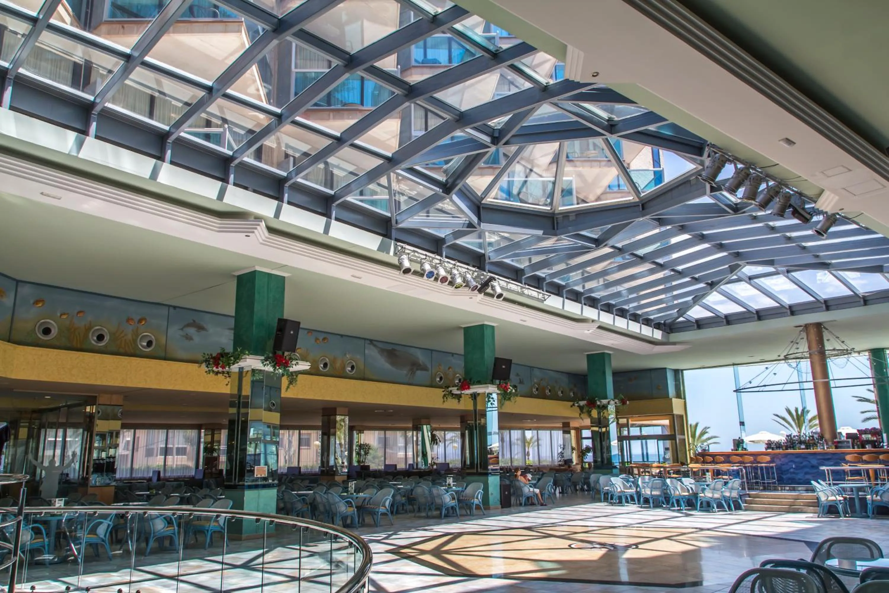 Lounge or bar in KAKTUS Hotel Kaktus Albir