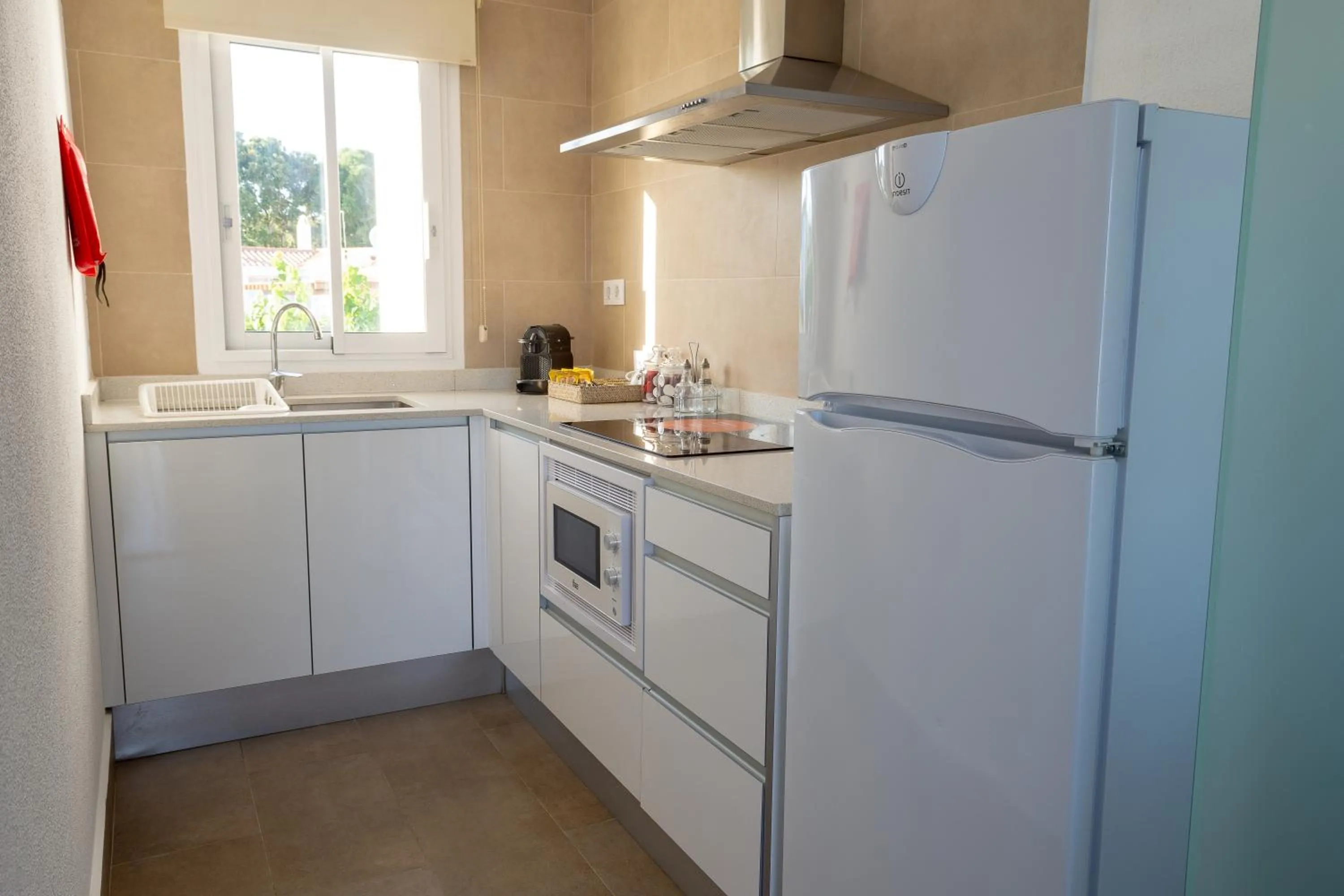 Kitchen or kitchenette in Naranjos Resort Menorca
