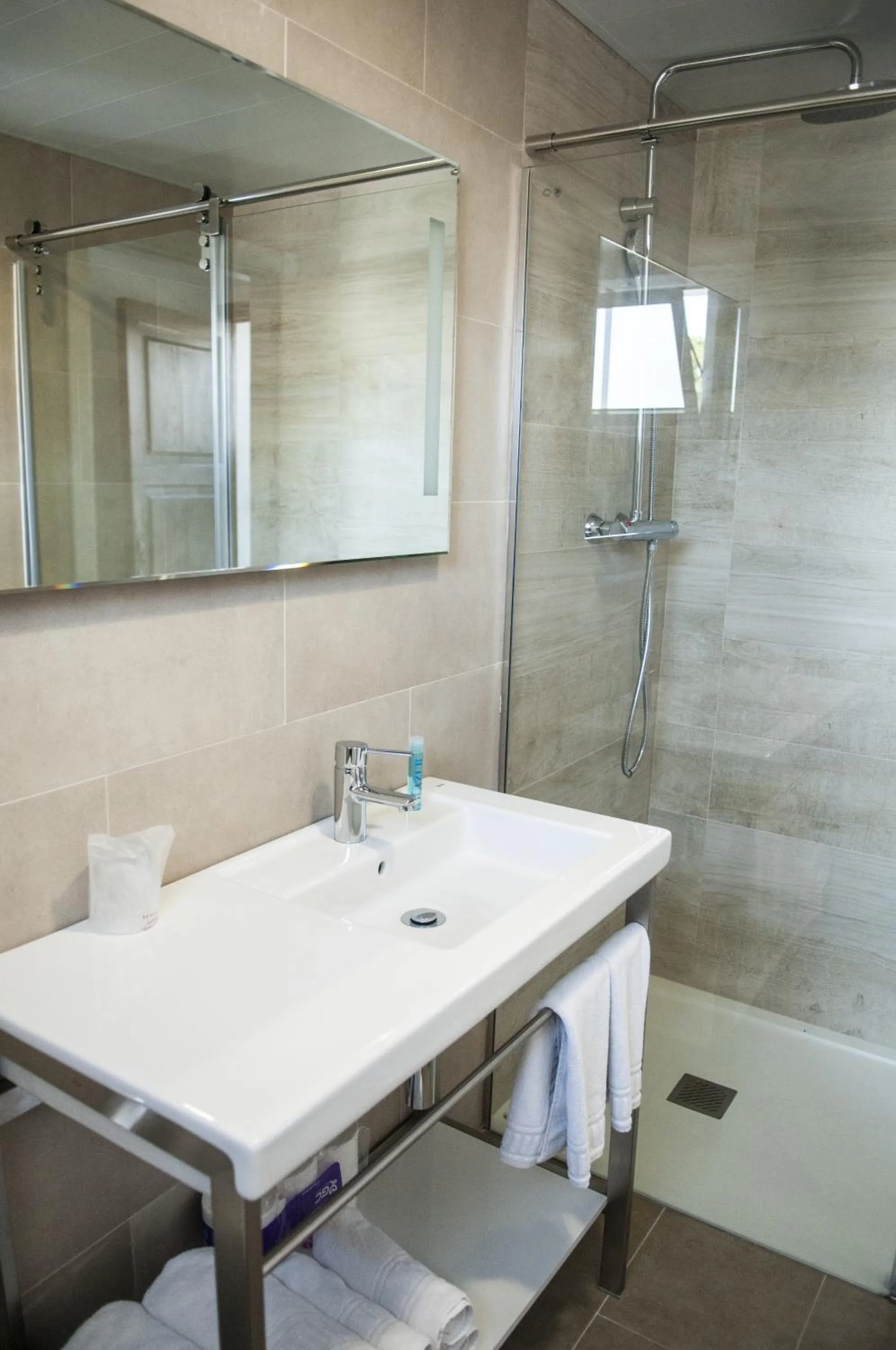 Bathroom in Naranjos Resort Menorca