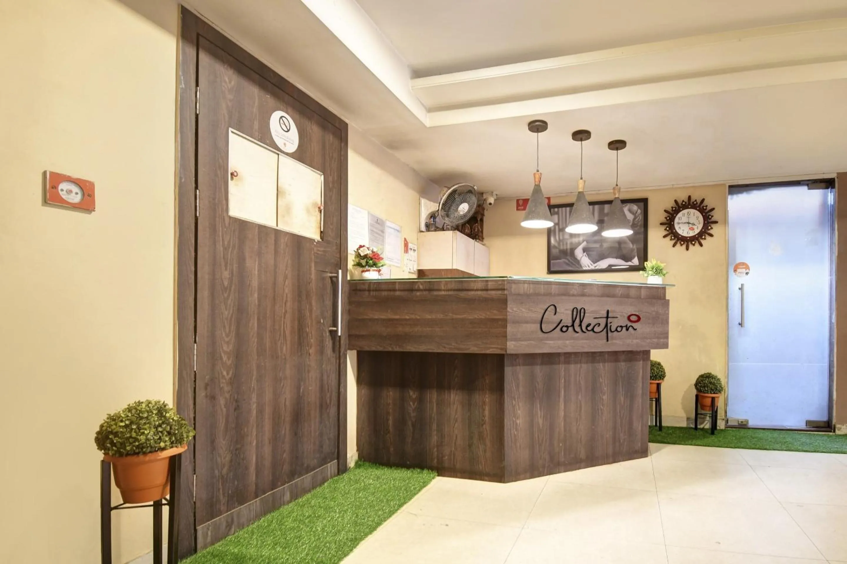 Lobby or reception, Bed in Super Collection O Avenue Regency Near Kalighat Kali Temple