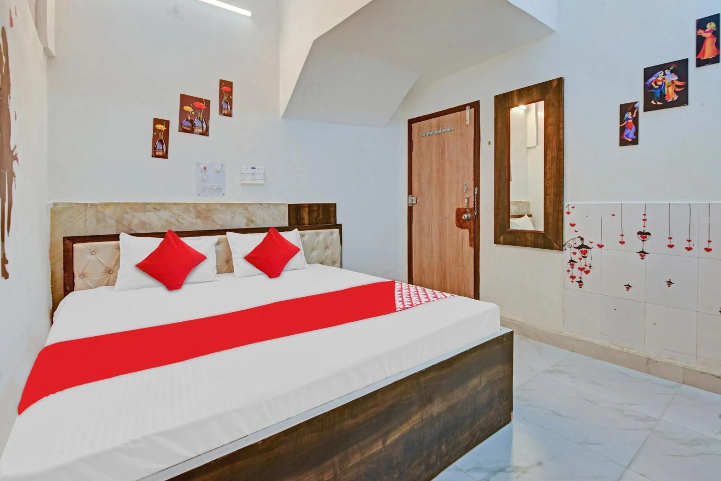 Lobby or reception in Hotel O The Goldy Inn