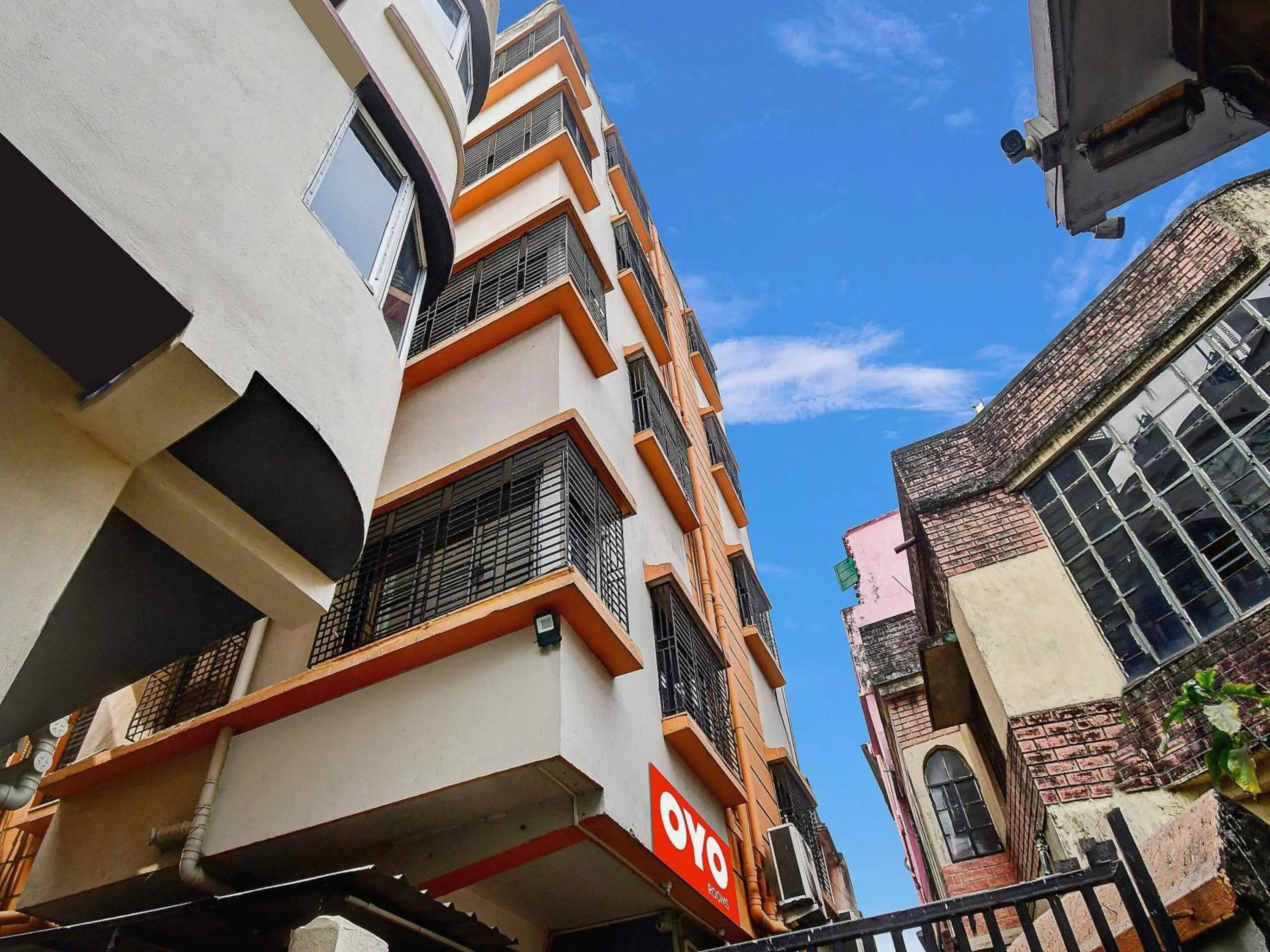 Facade/entrance in Hotel O Grand Lazeez Dumurjala outdoor Stadium