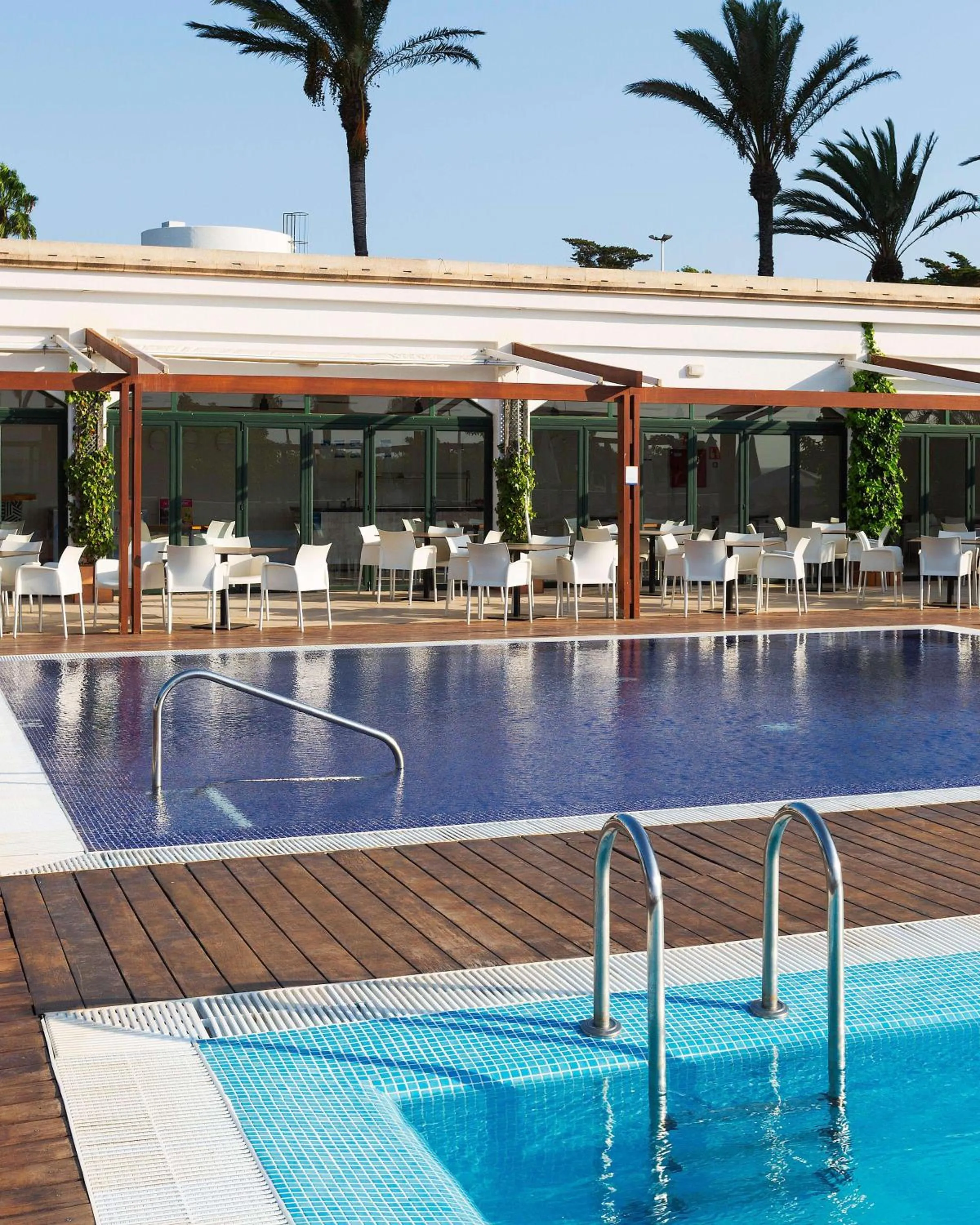 Swimming pool in Alua Illa de Menorca