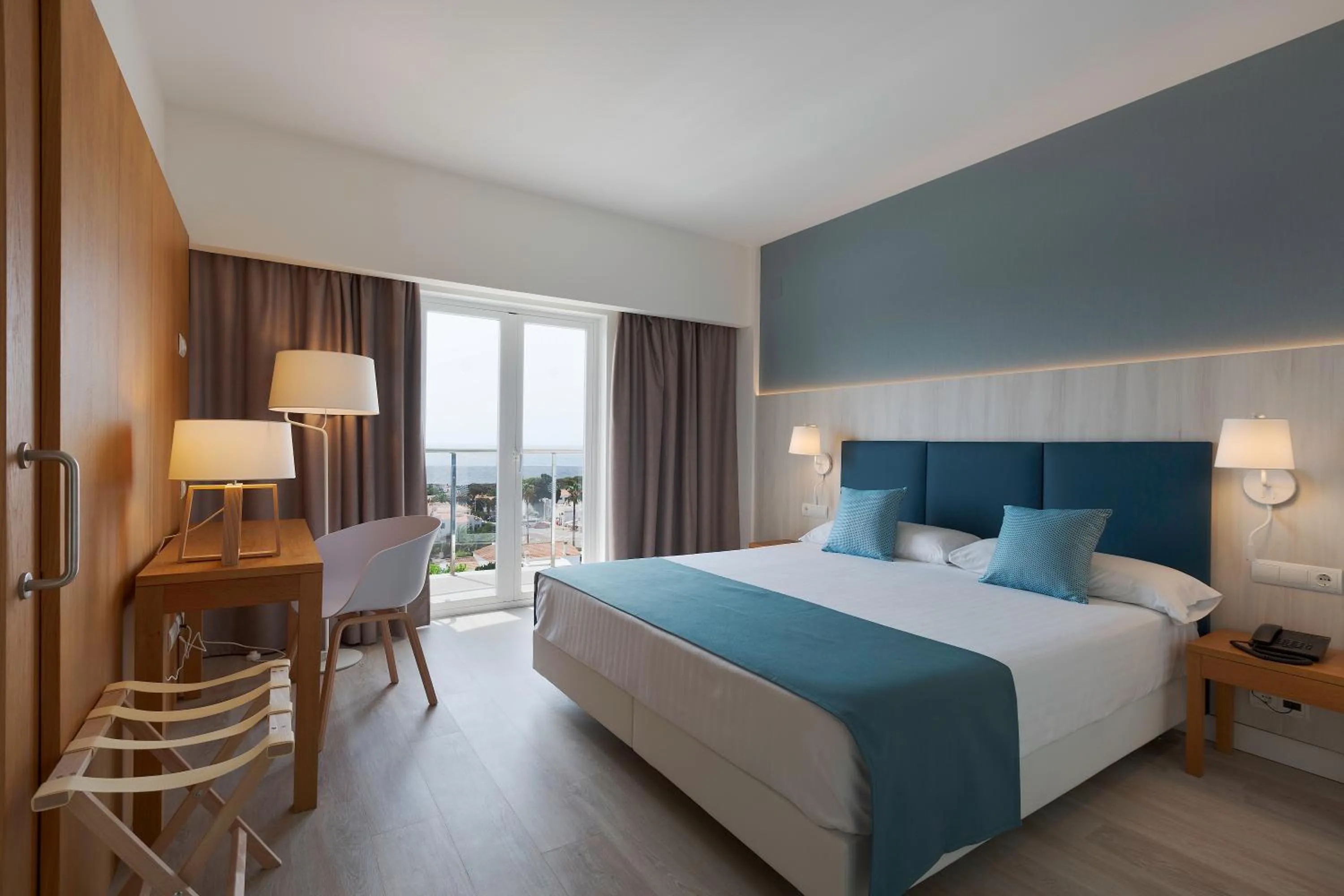 Junior Suite Sea View  - single occupancy in Alua Illa de Menorca