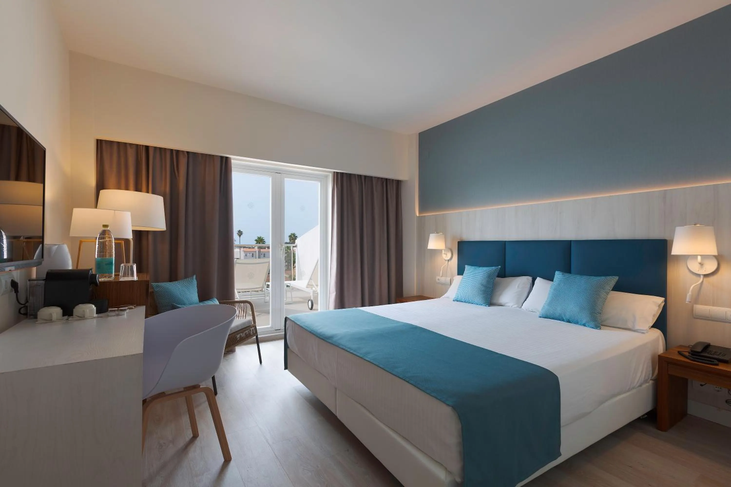 Double Superior Sea View with Terrace - single occupancy in Alua Illa de Menorca