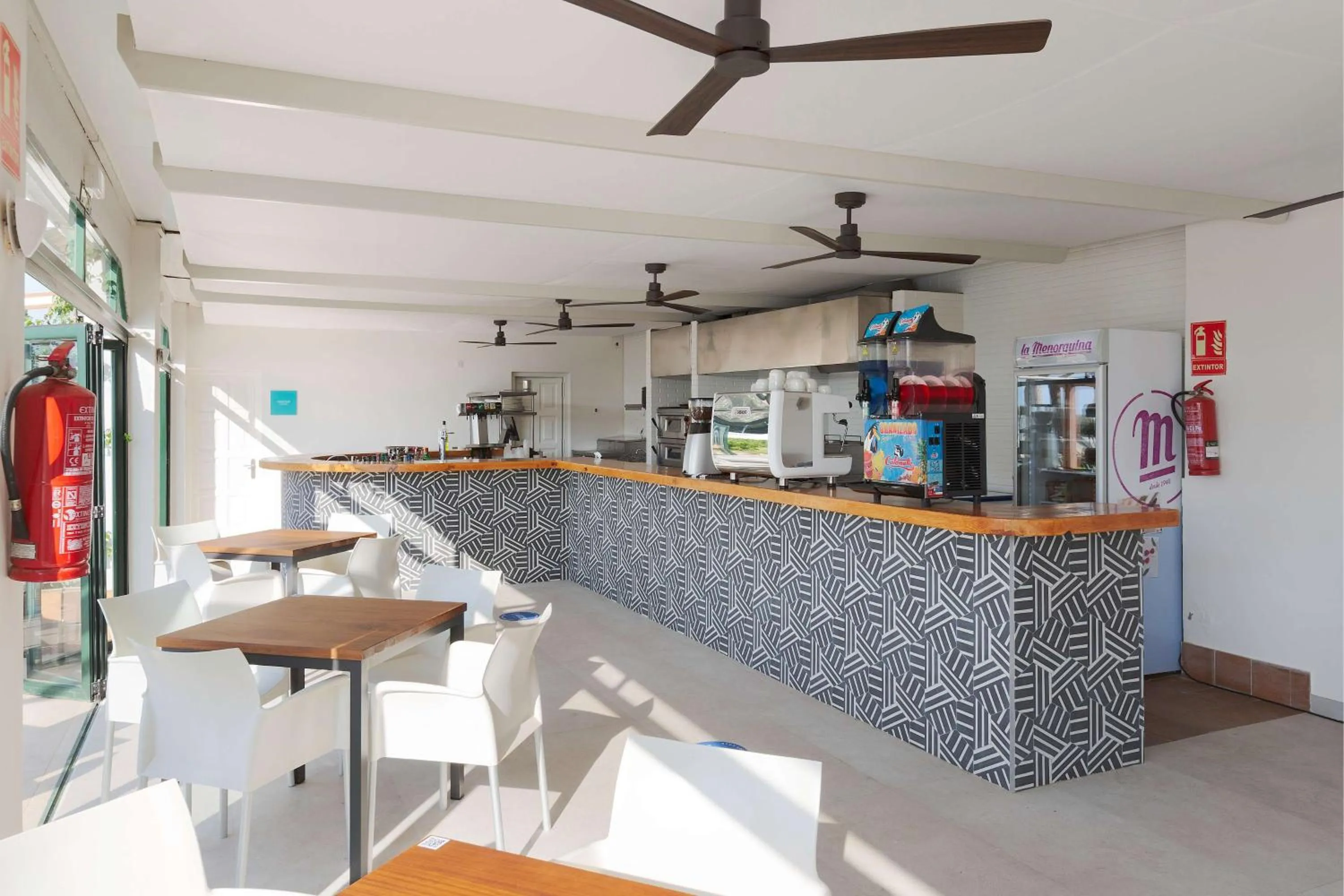 Restaurant/places to eat in Alua Illa de Menorca