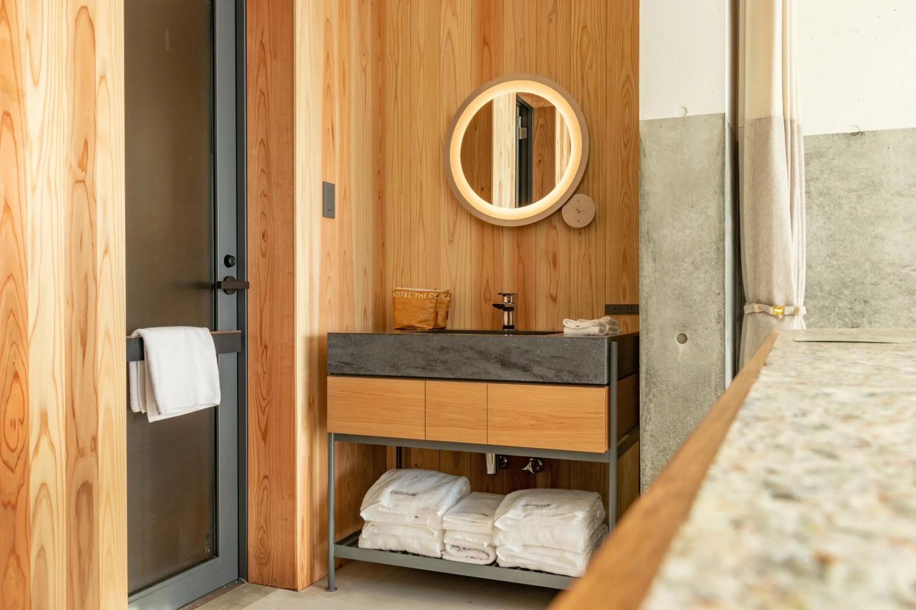 Photo of the whole room in Izumo HOTEL THE CLIFF