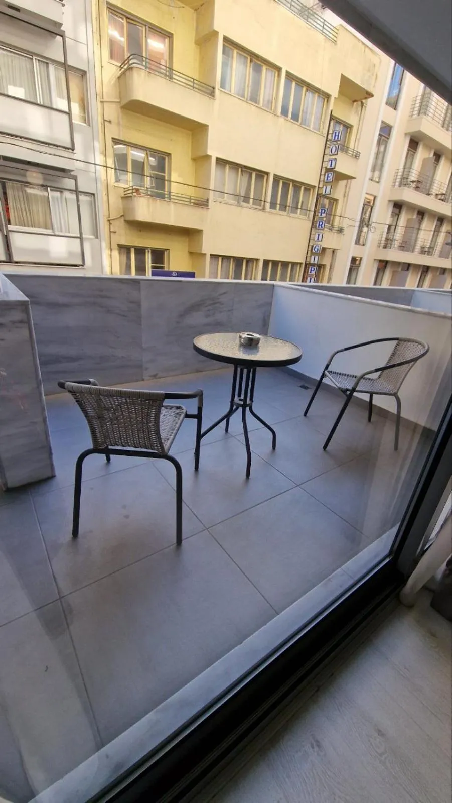 Balcony/Terrace in International Atene hotel