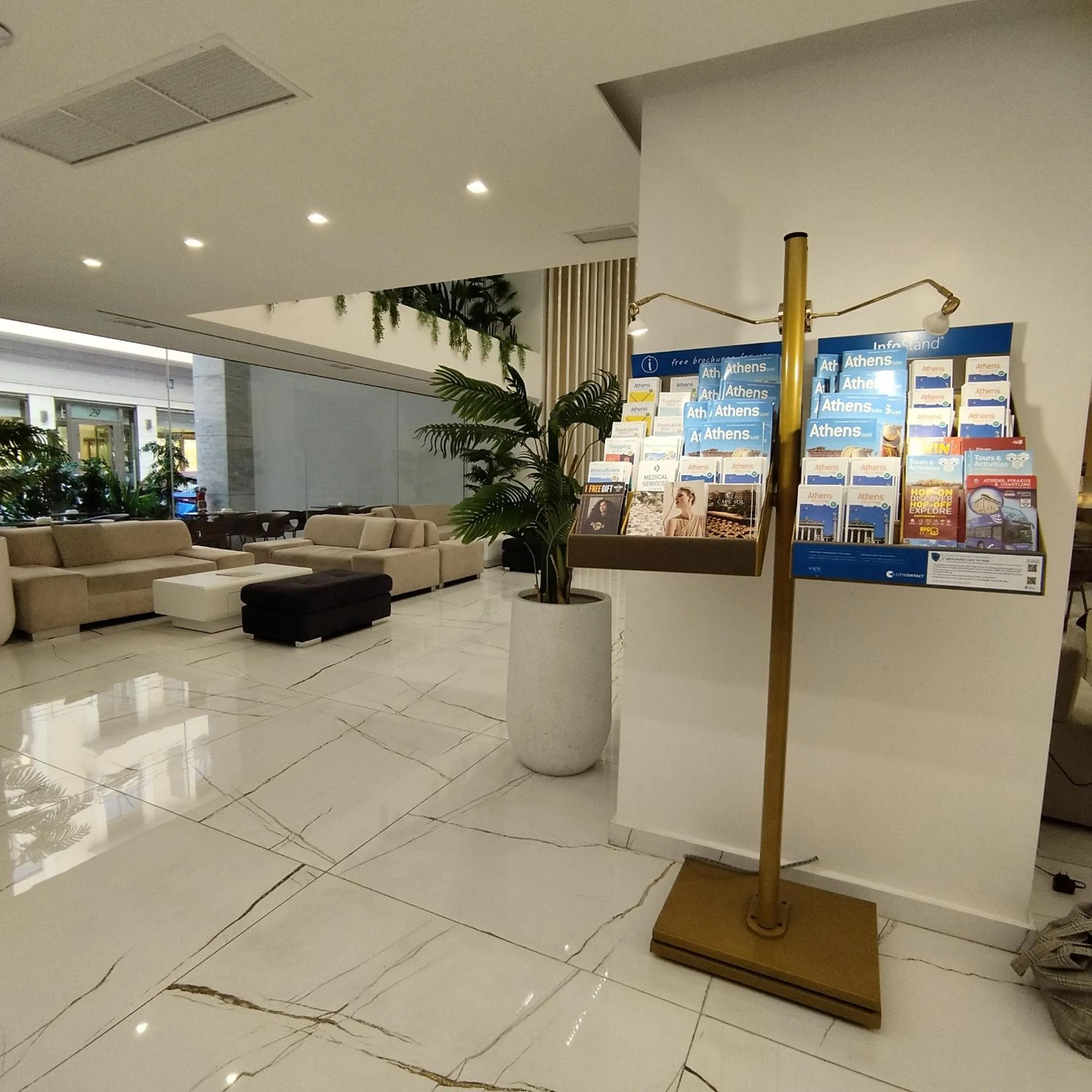 Lobby or reception in International Atene hotel