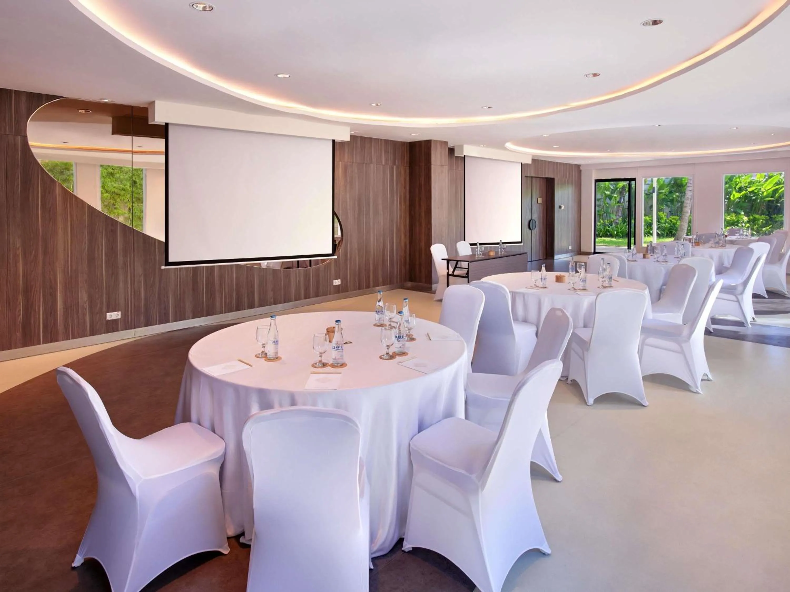 Meeting/conference room in Grand Mercure Bali Seminyak