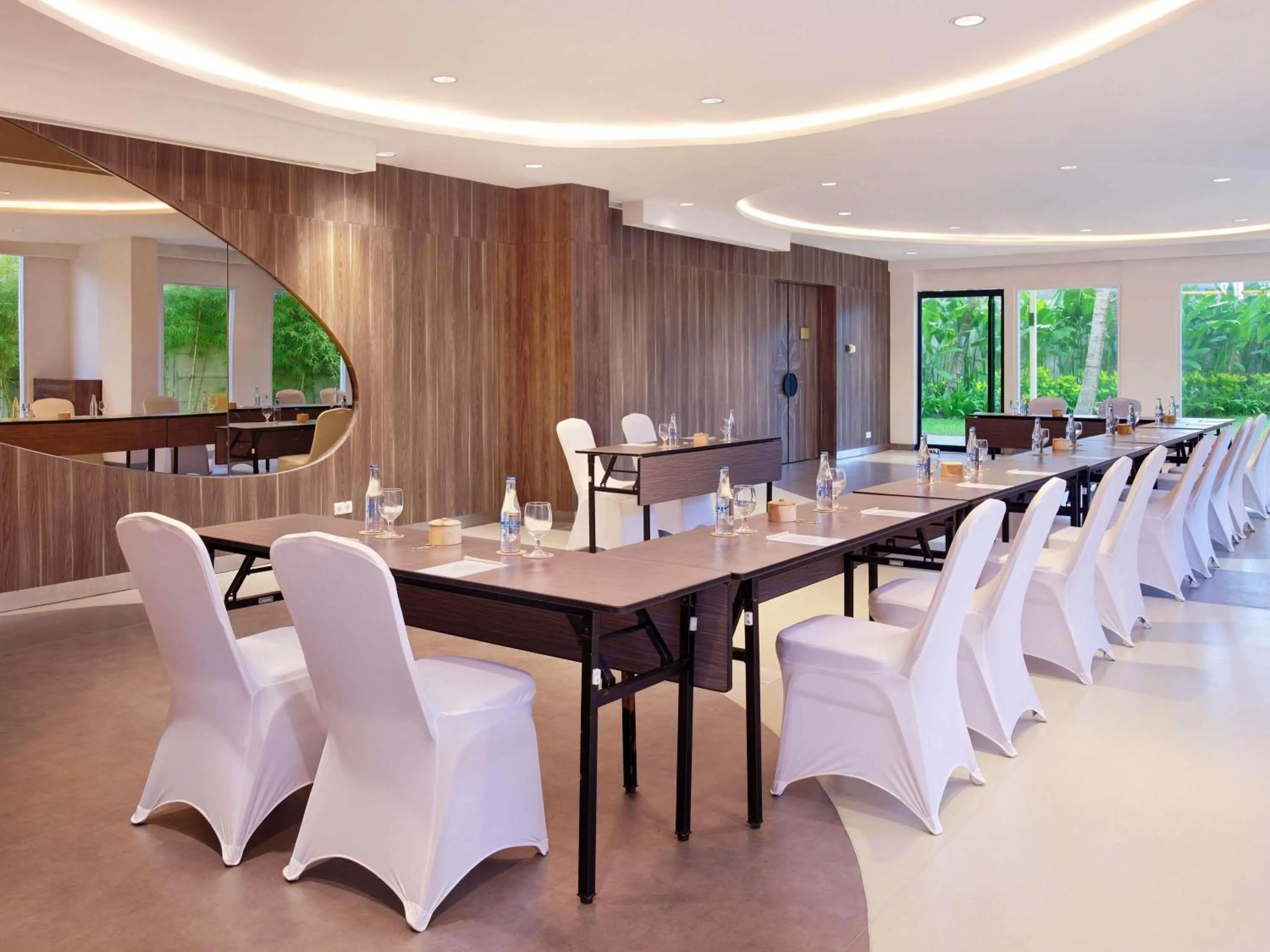 Meeting/conference room in Grand Mercure Bali Seminyak