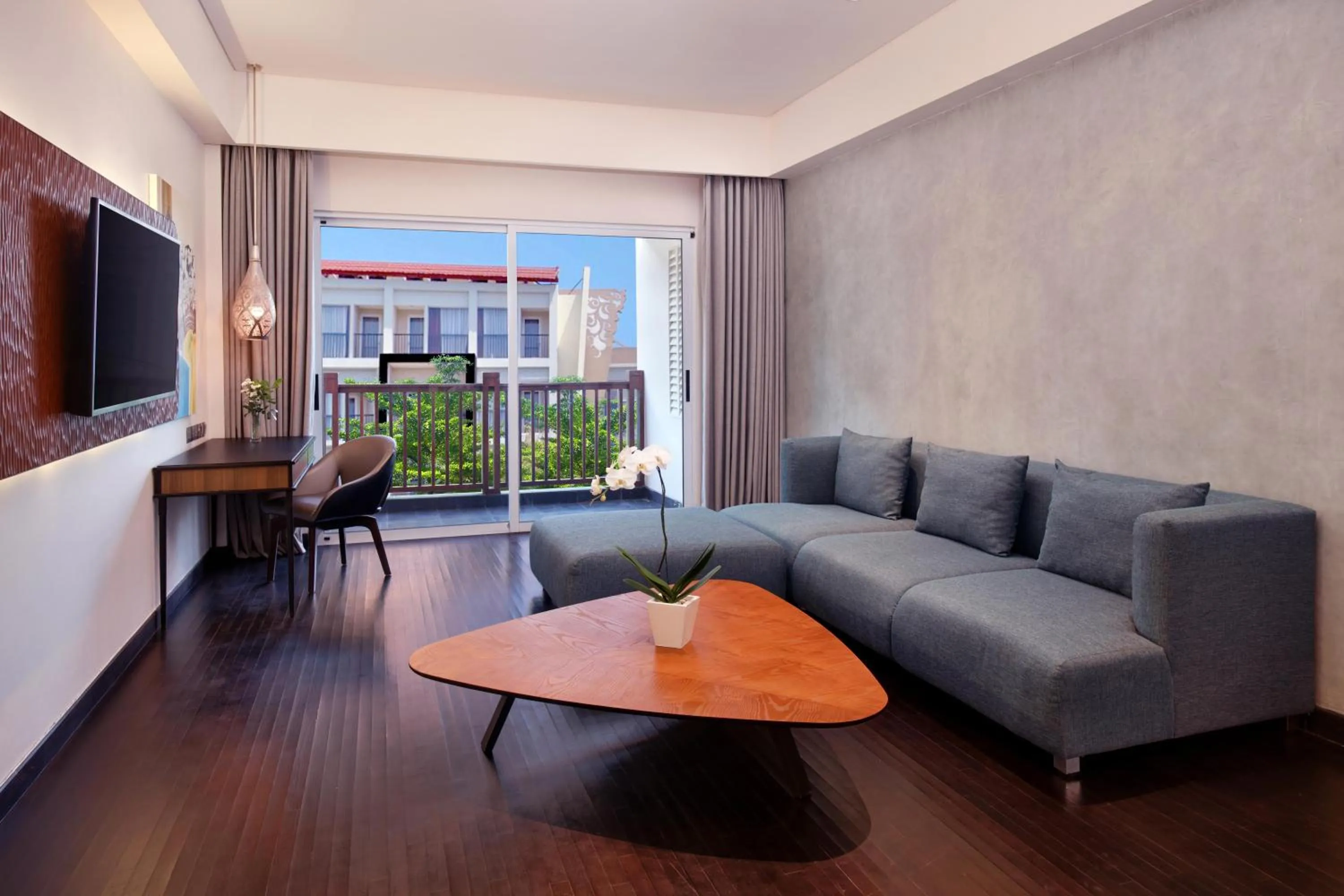 Communal lounge/ TV room in Grand Mercure Bali Seminyak