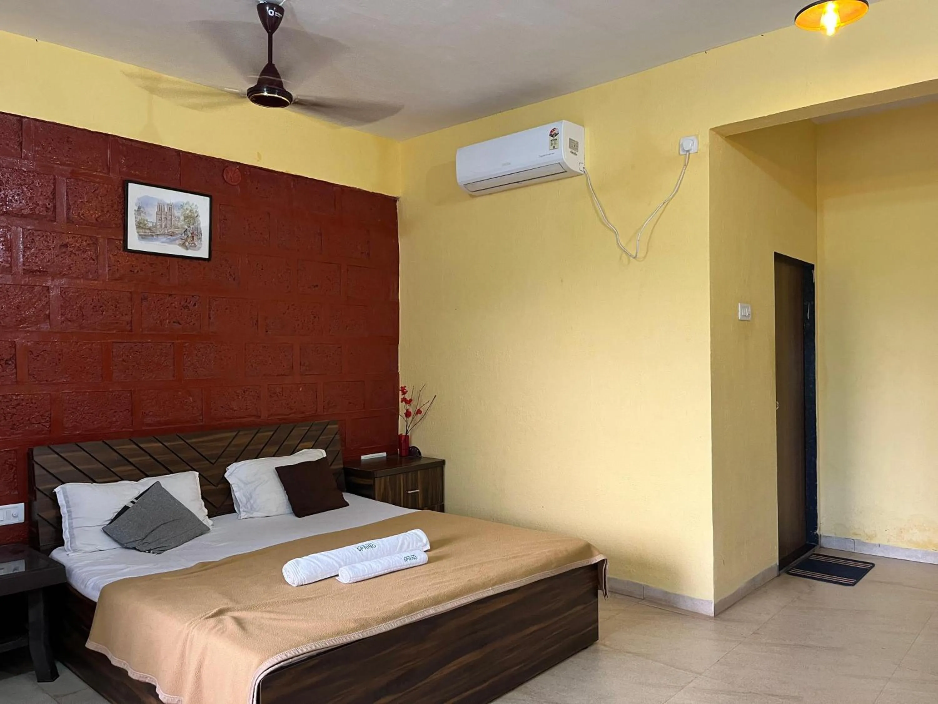 Photo of the whole room, Bed in Spring Nature Stay