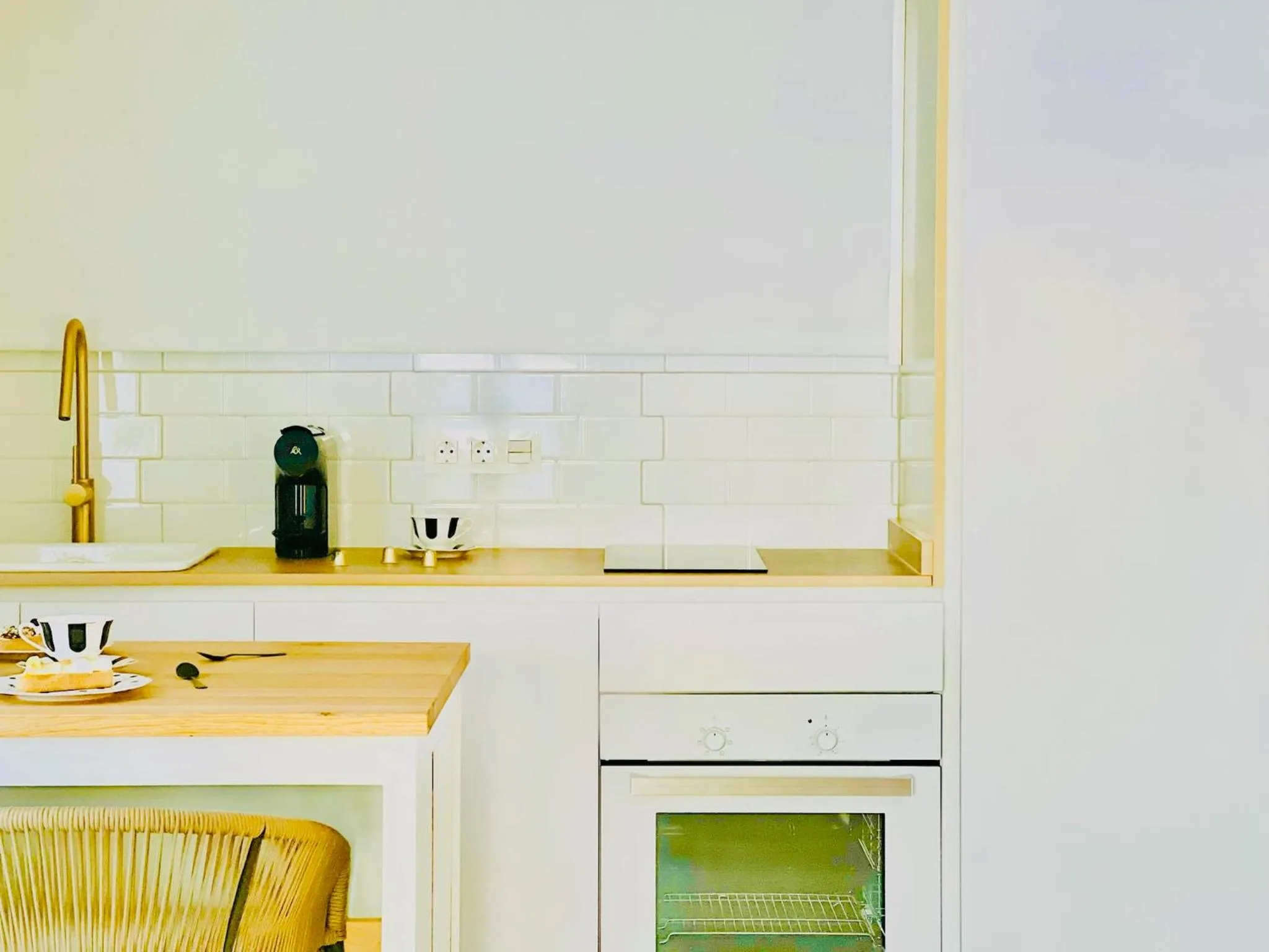 Kitchen or kitchenette in CIH Apartments