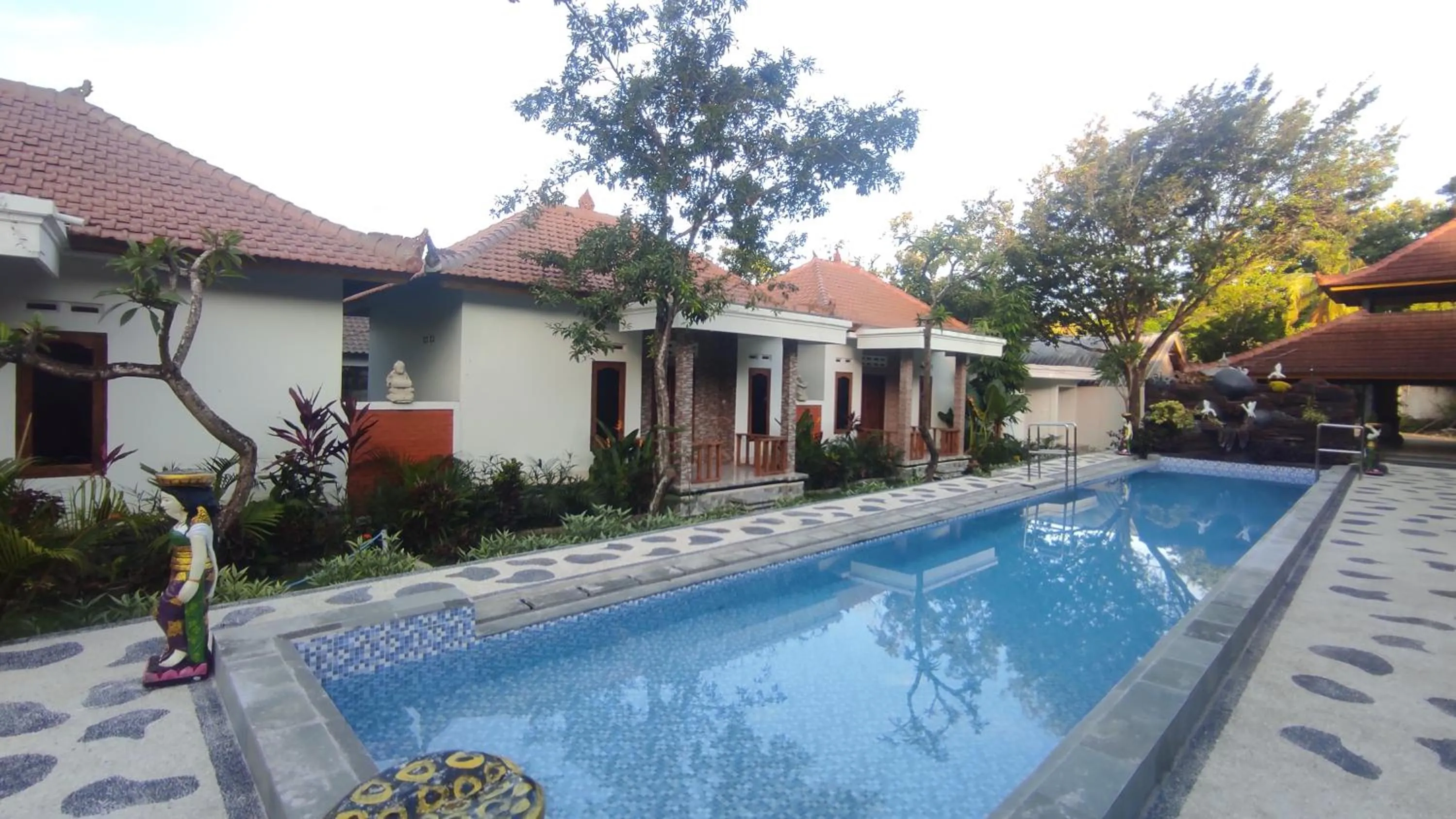 Swimming pool in Kristal Garden