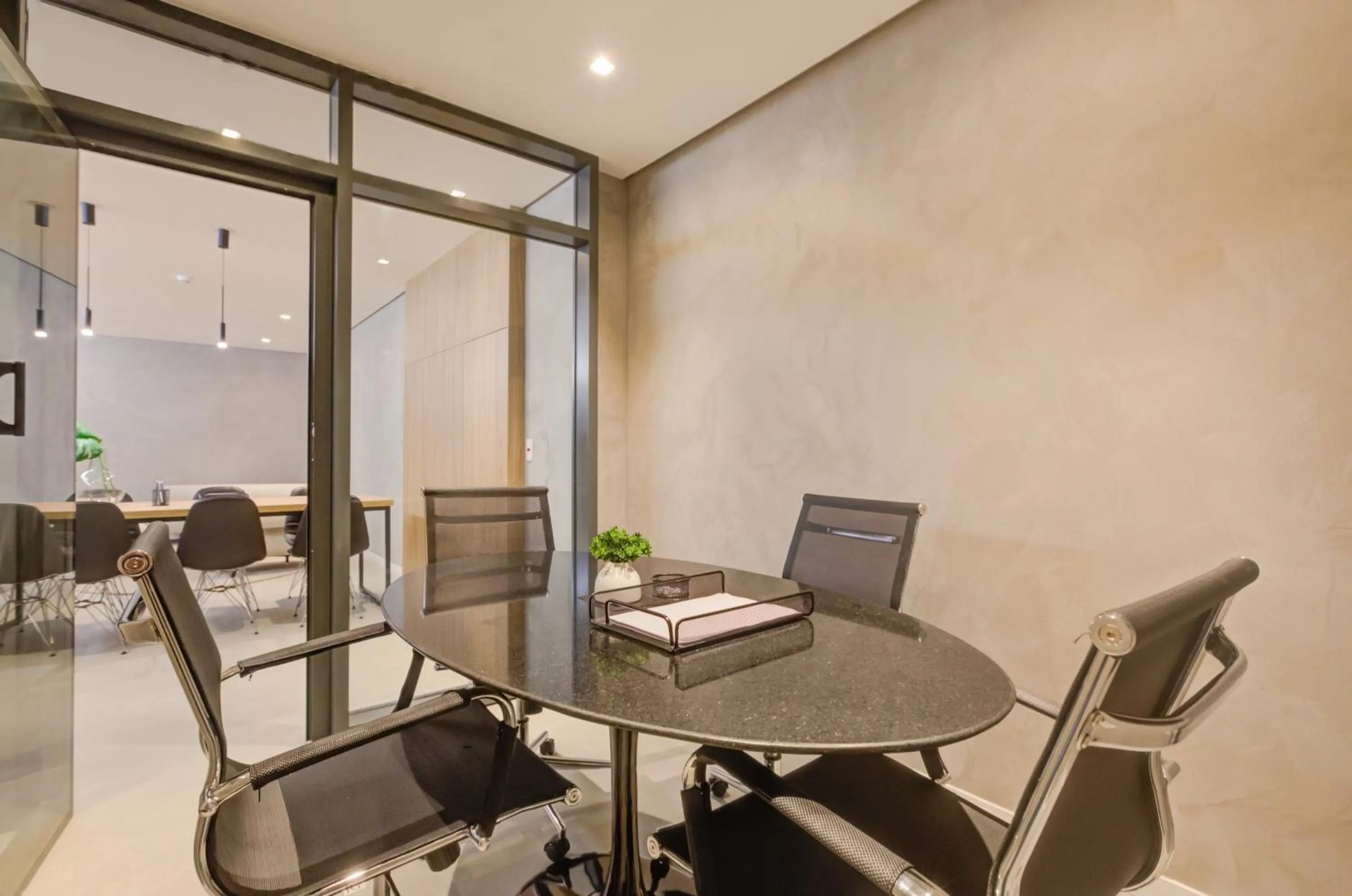 Meeting/conference room in Roomo Brooklin Morumbi Residencial