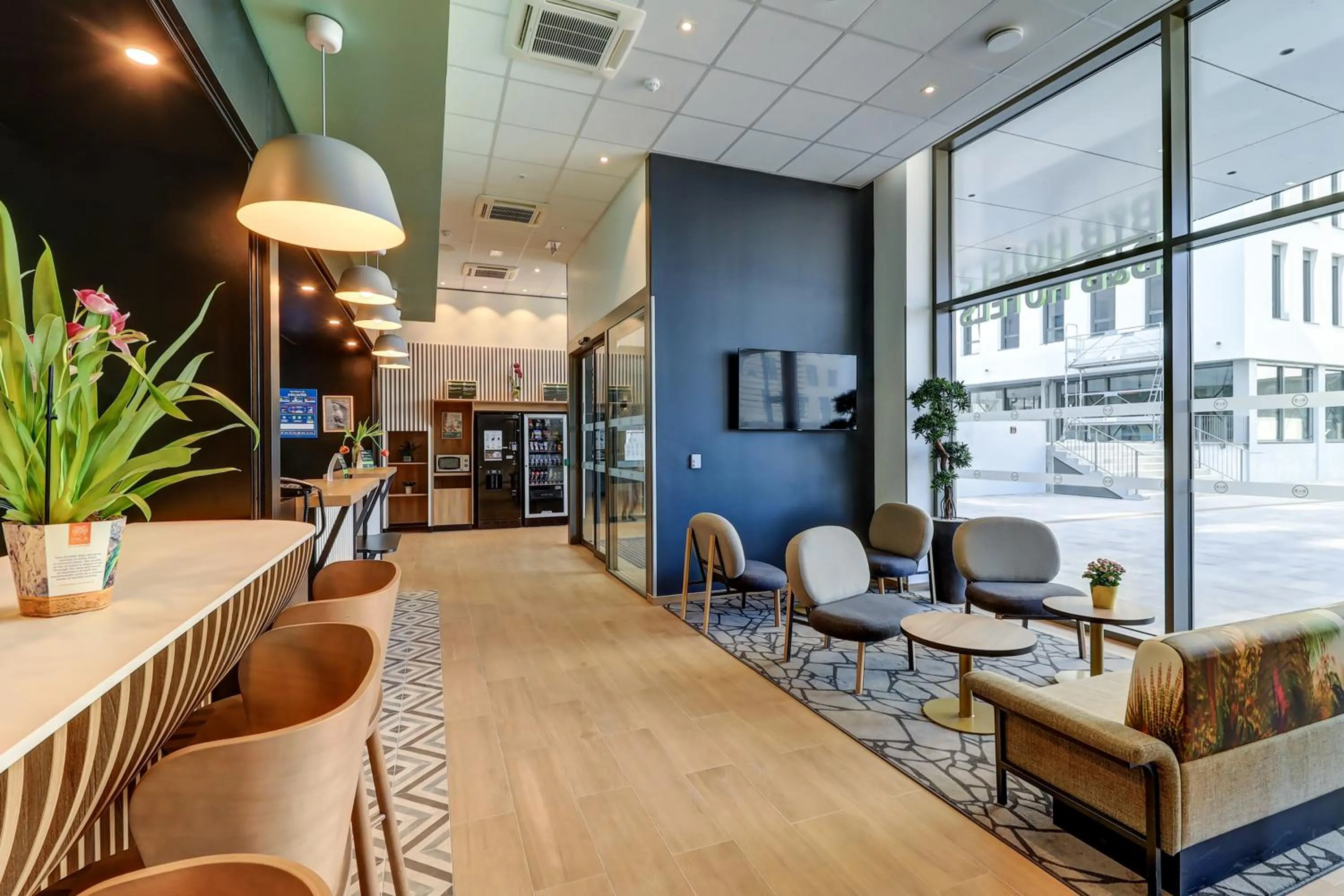 Lobby or reception in B&B HOTEL Dijon Valmy Toison d'or